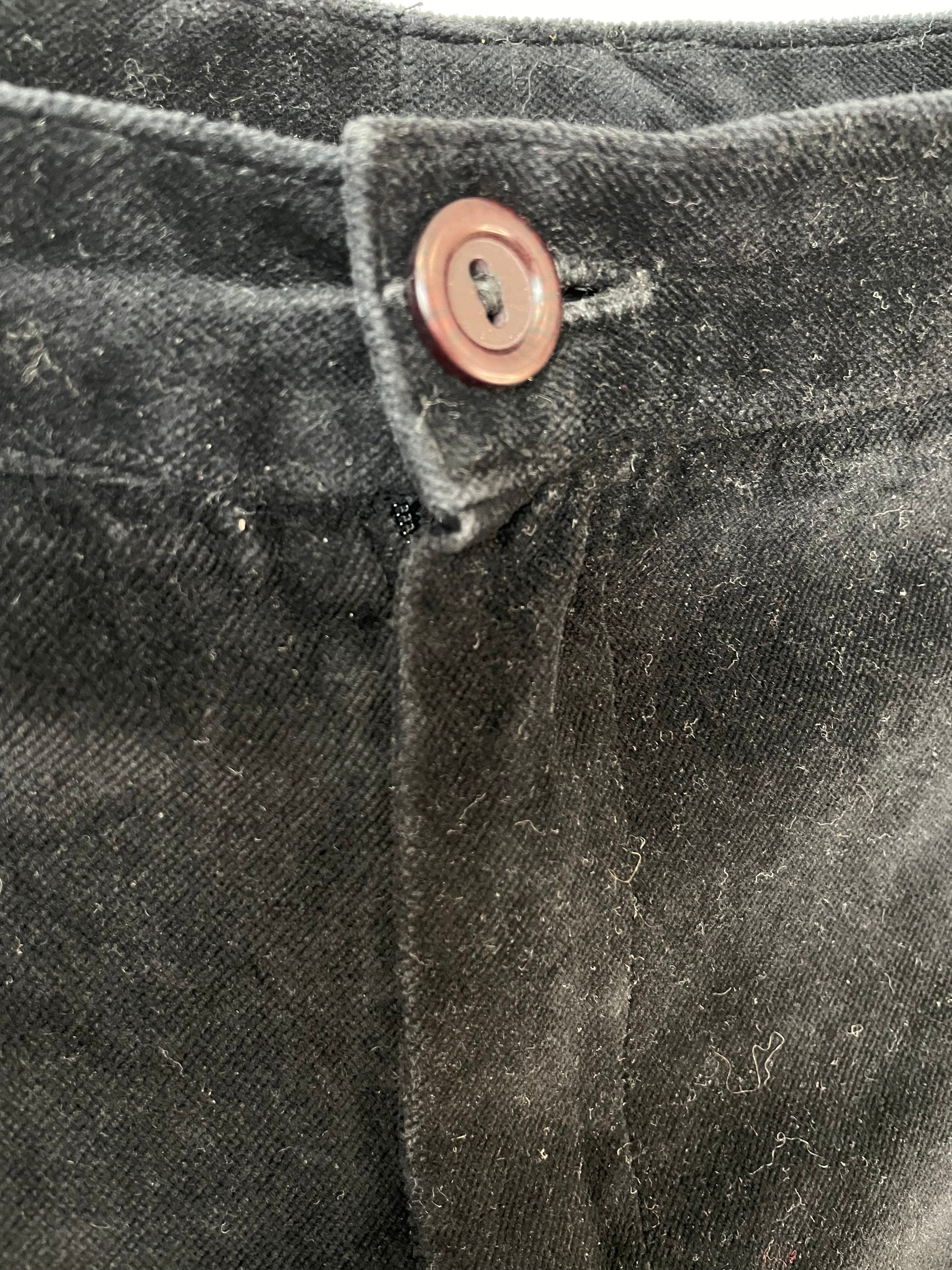 Schwarze Leinenhose mit Fransen, Größe M, guter Zustand