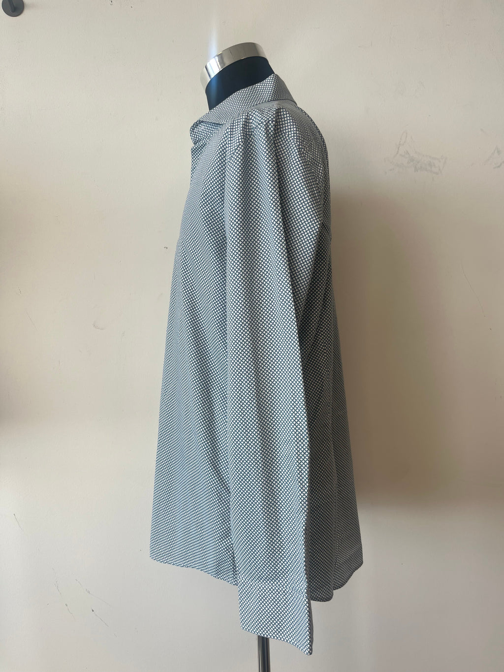 Hugo Boss Dress Shirt Slim Fit Blue Geometric 43 (17) Very Good