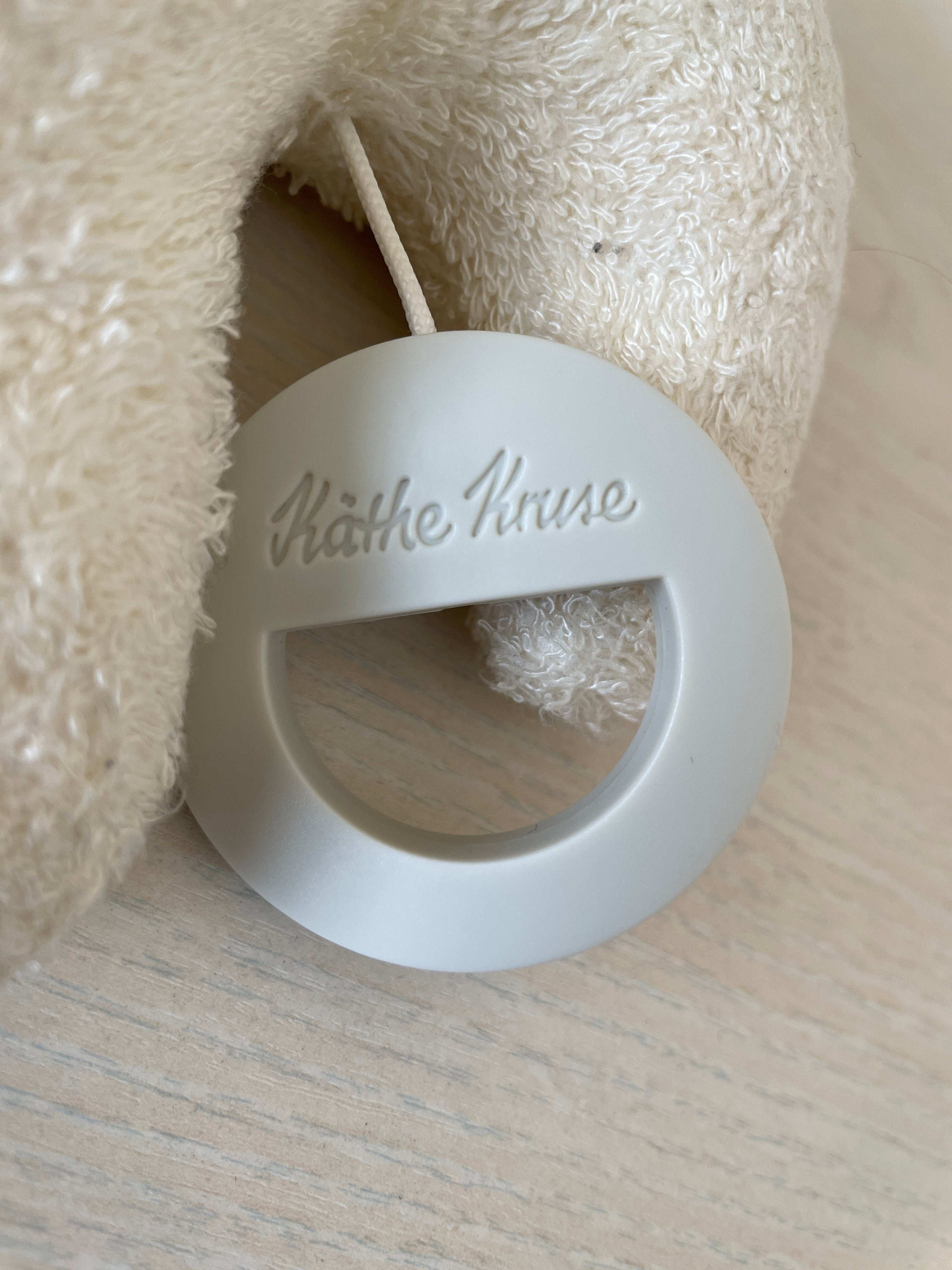 Käthe Kruse Musical Pull Toy ‘Sam’ – White Polar Bear with Scarf, Very Good