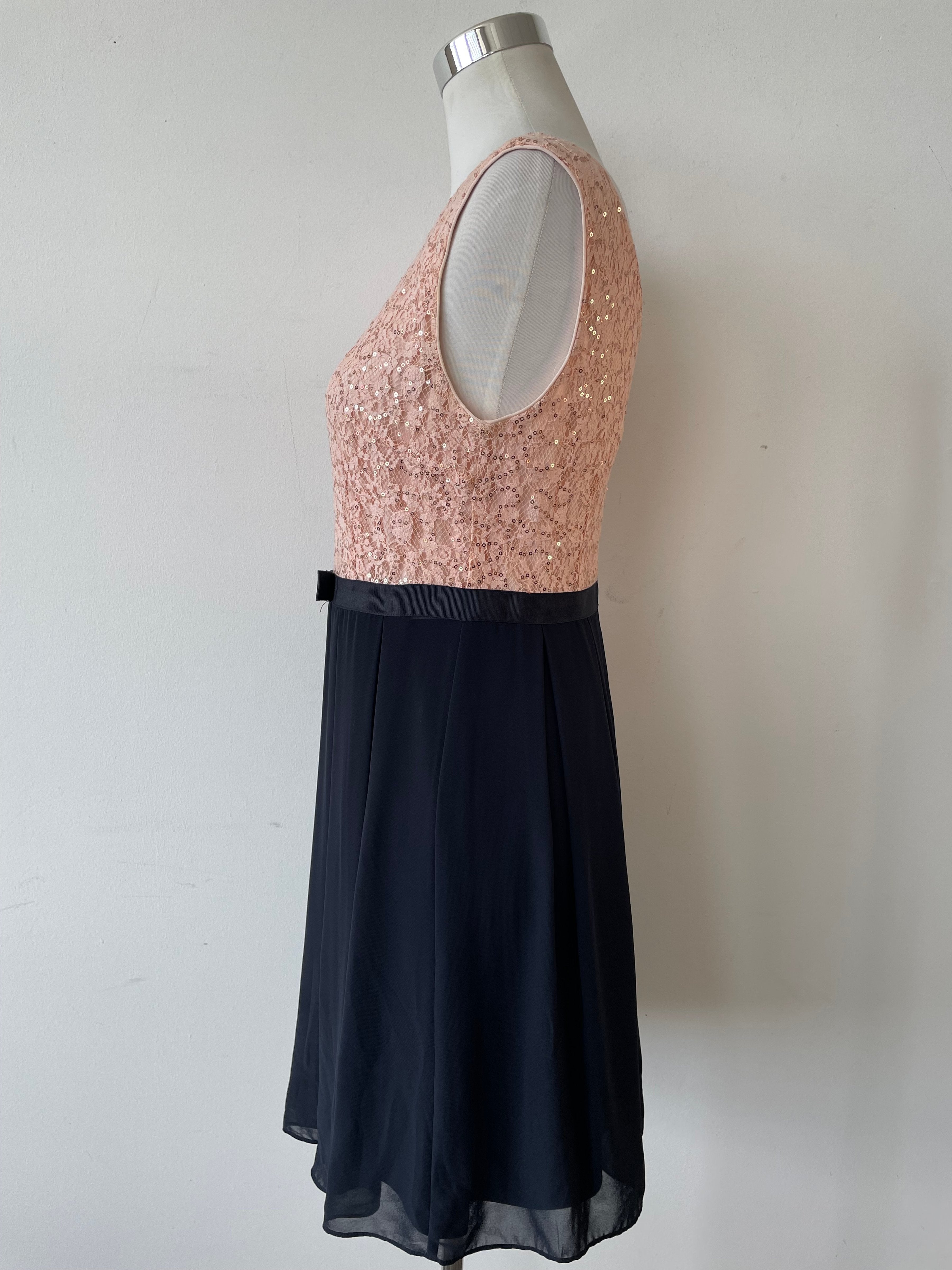 Jake's Collection Cocktailkleid – Zweifarbig, Größe 38, Sehr Gut