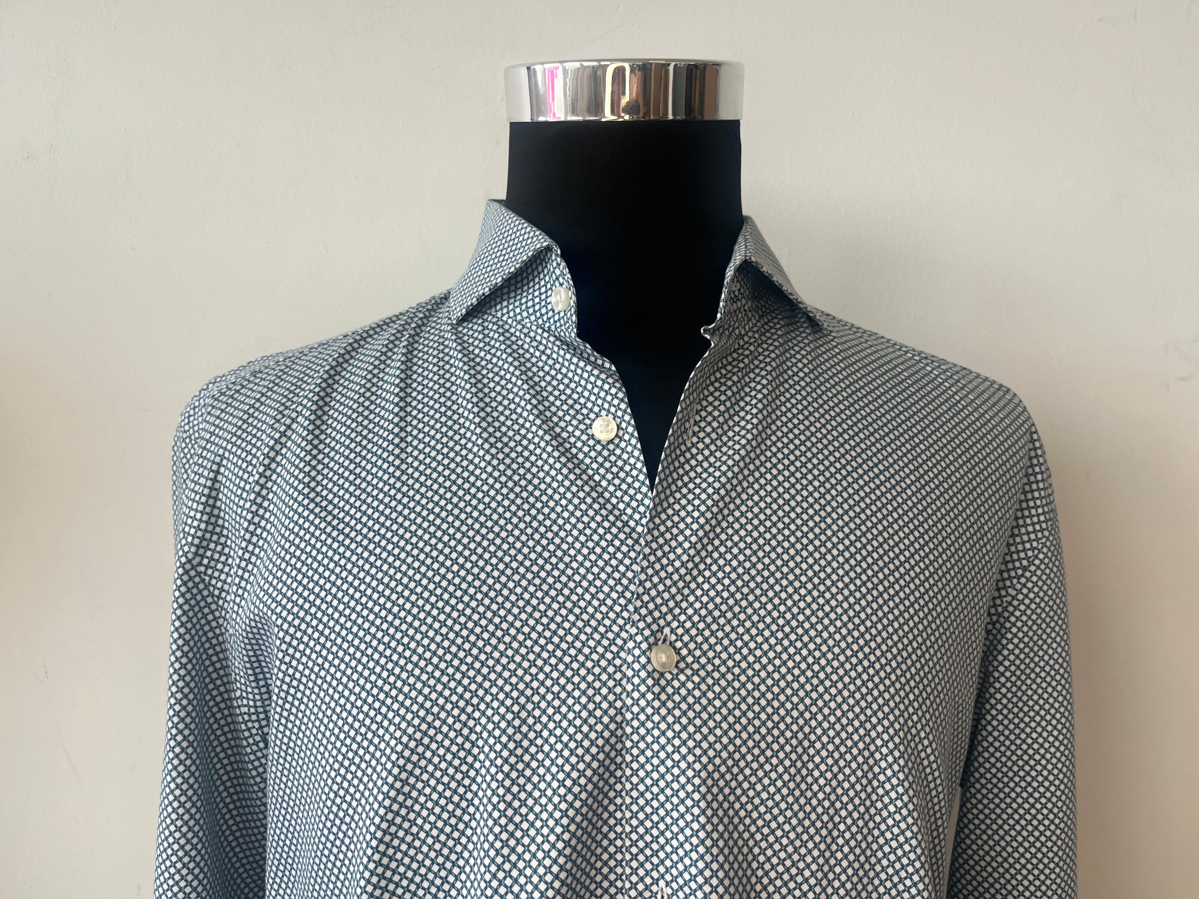 Hugo Boss Dress Shirt Slim Fit Blue Geometric 43 (17) Very Good