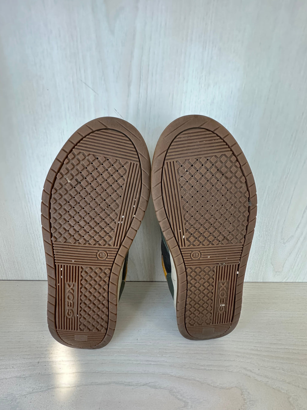 Geox WEEMBLE BOY sneakers EU 38 khaki/orange – poor condition
