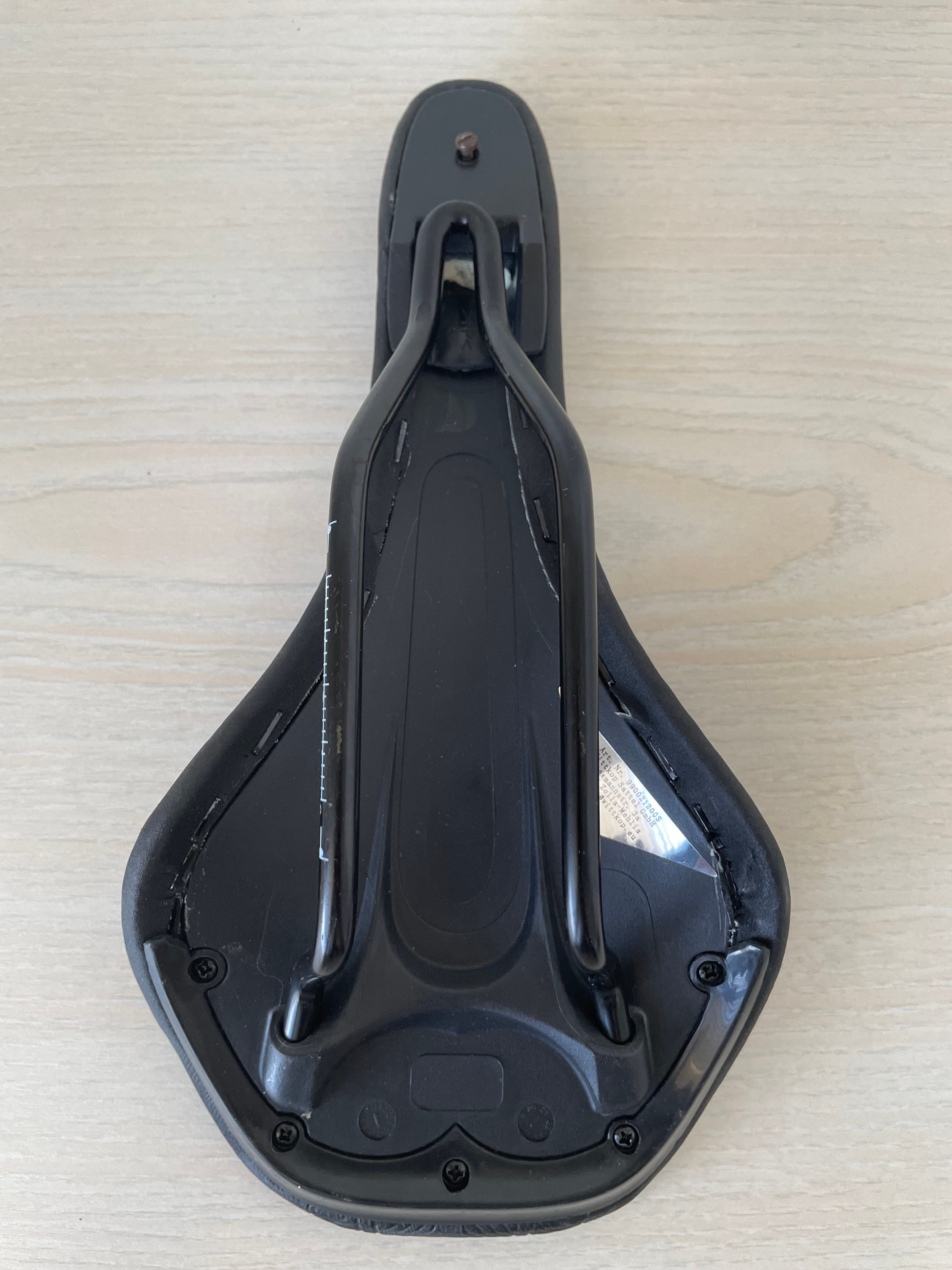 Schwarzer Selle Italia Turbo Bullitt Sattel – Chevron & Punktmuster – Sehr Gut