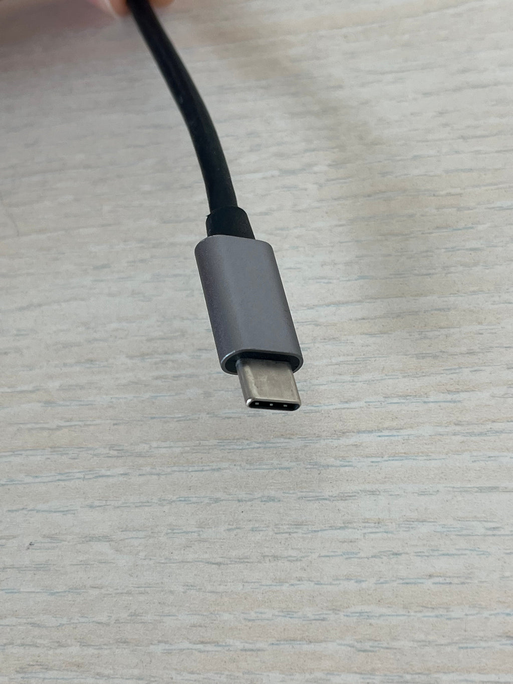 Levin USB-C Hub Pro UCN3286 Silber Kompakt Sehr Gut