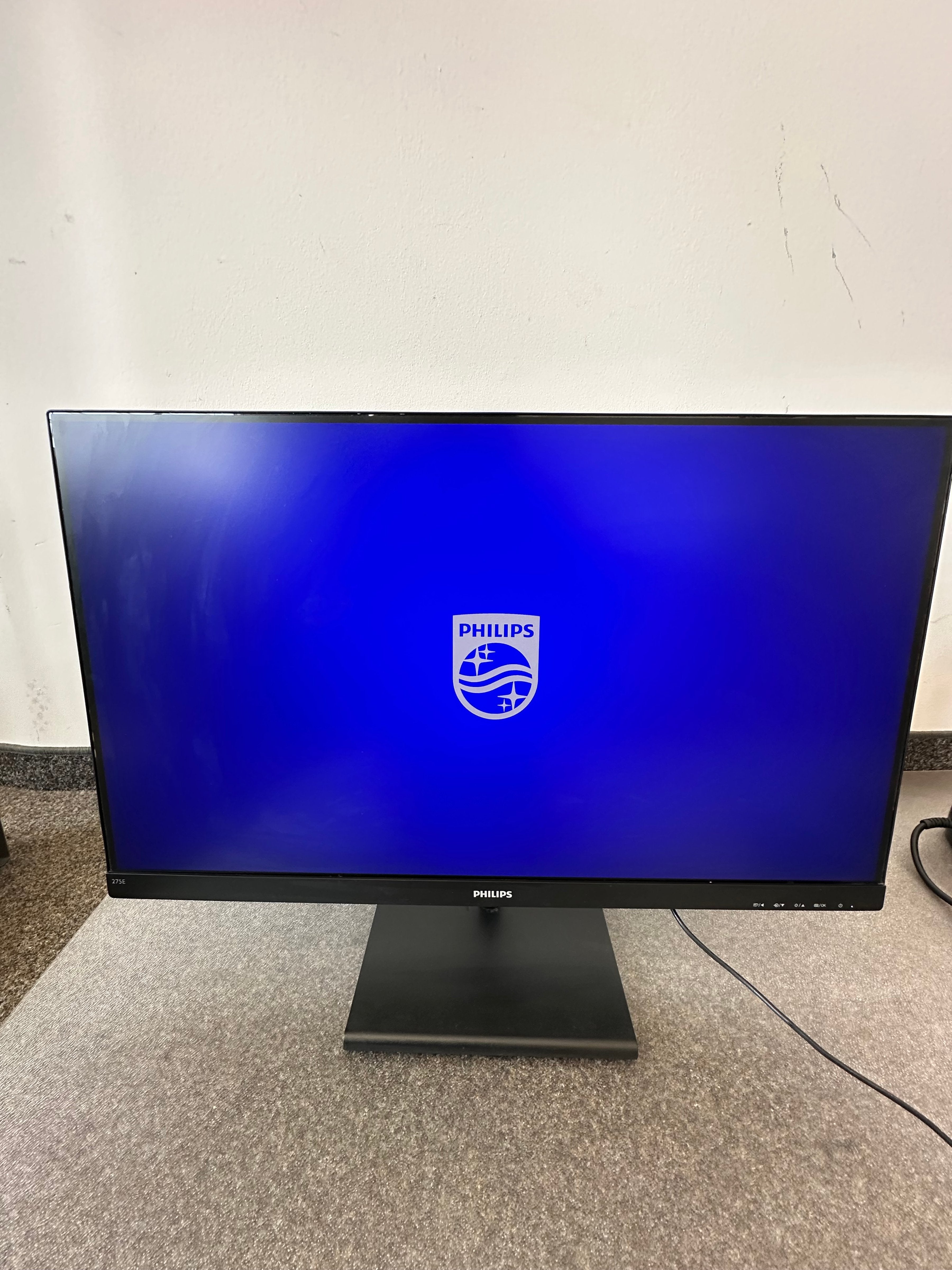 Philips 32E1N1100L 32 LCD Monitor Black Very Good Condition