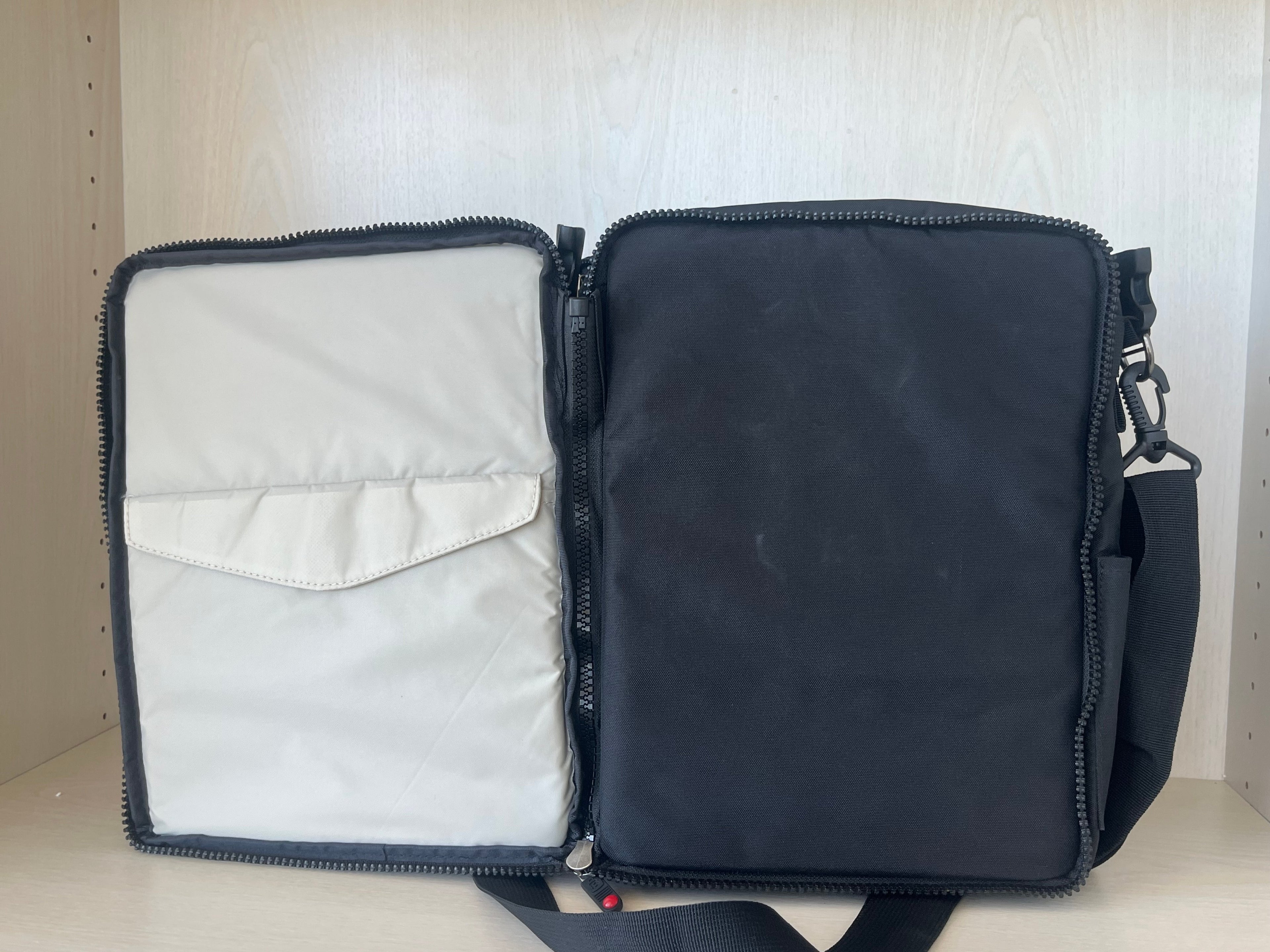 BrightLine Bags B7 Flex, Mittel, Nylon, Sehr Gut, 26x33x21 cm, Schwarz