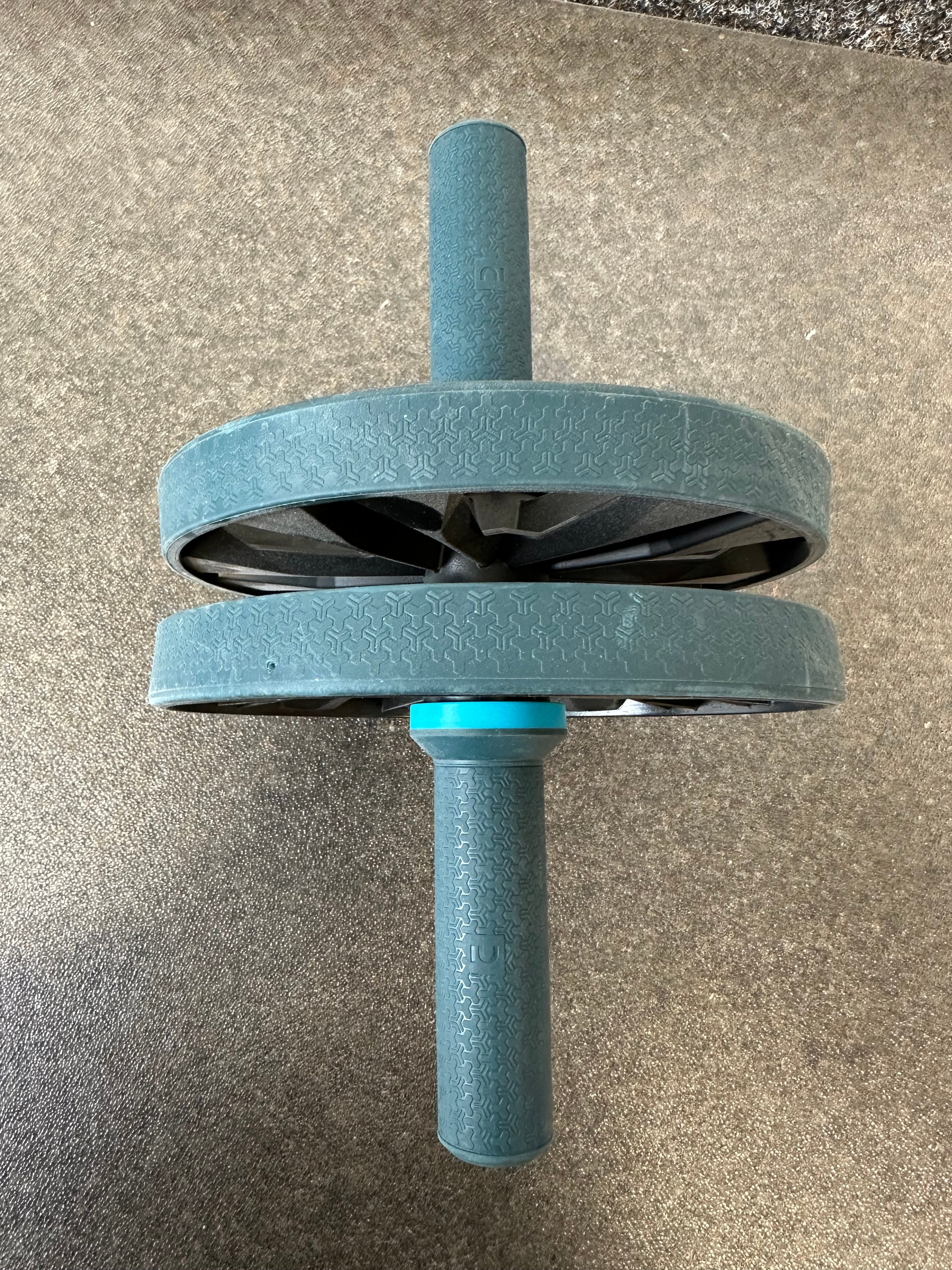 Decathlon Abs Wheel – Dual Wheel, Schaumstoffgriffe, Schwarz/Blau, Sehr gut