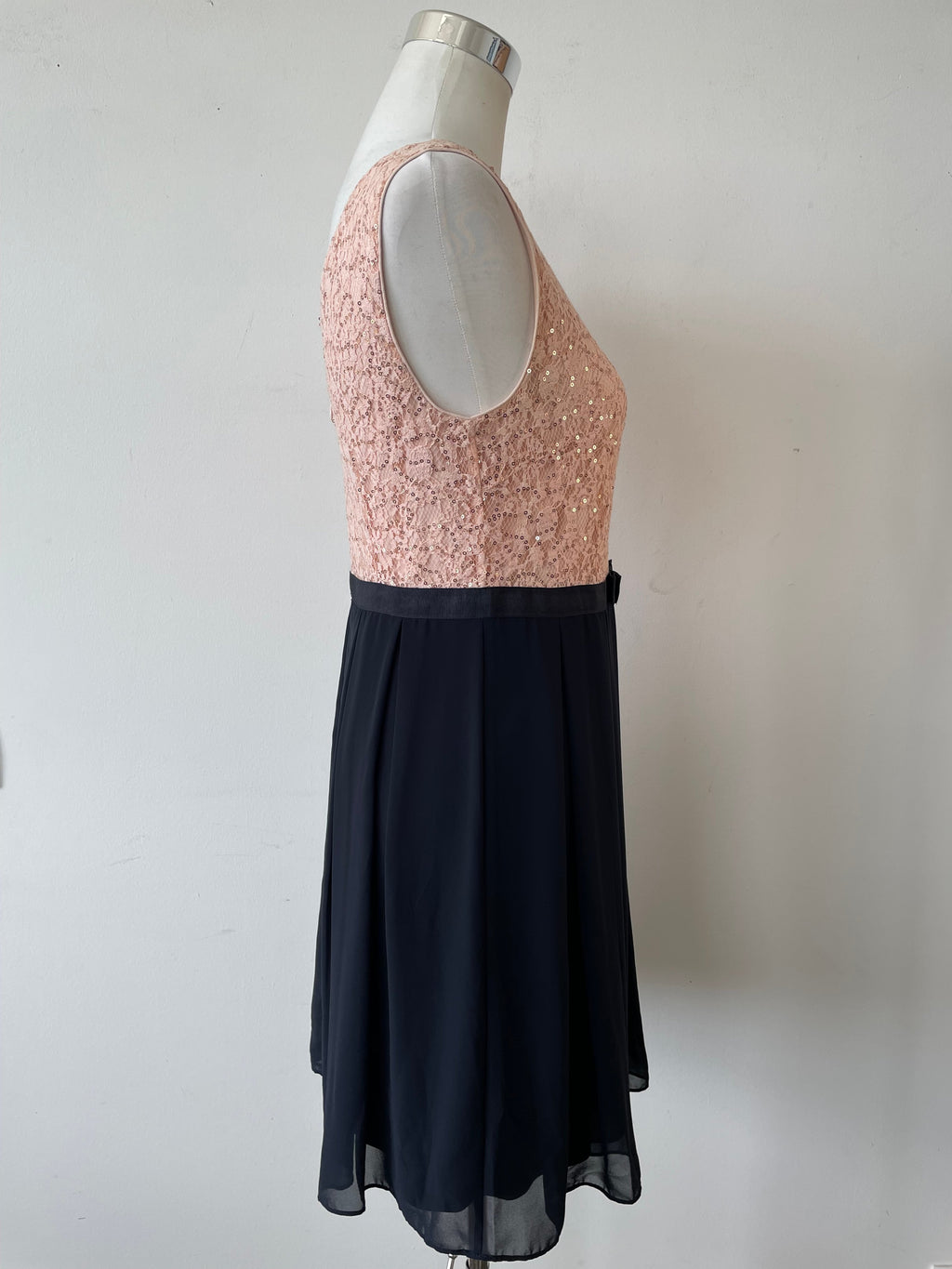 Jake's Collection Cocktailkleid – Zweifarbig, Größe 38, Sehr Gut