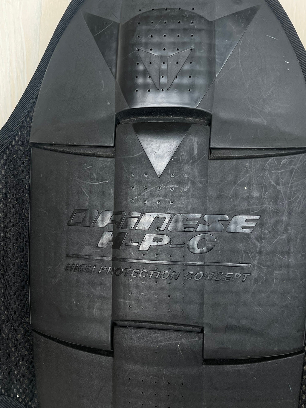 Dainese Motorrad Rückenprotektor S, Schwarz, Sehr Gut, 95 cm Umfang