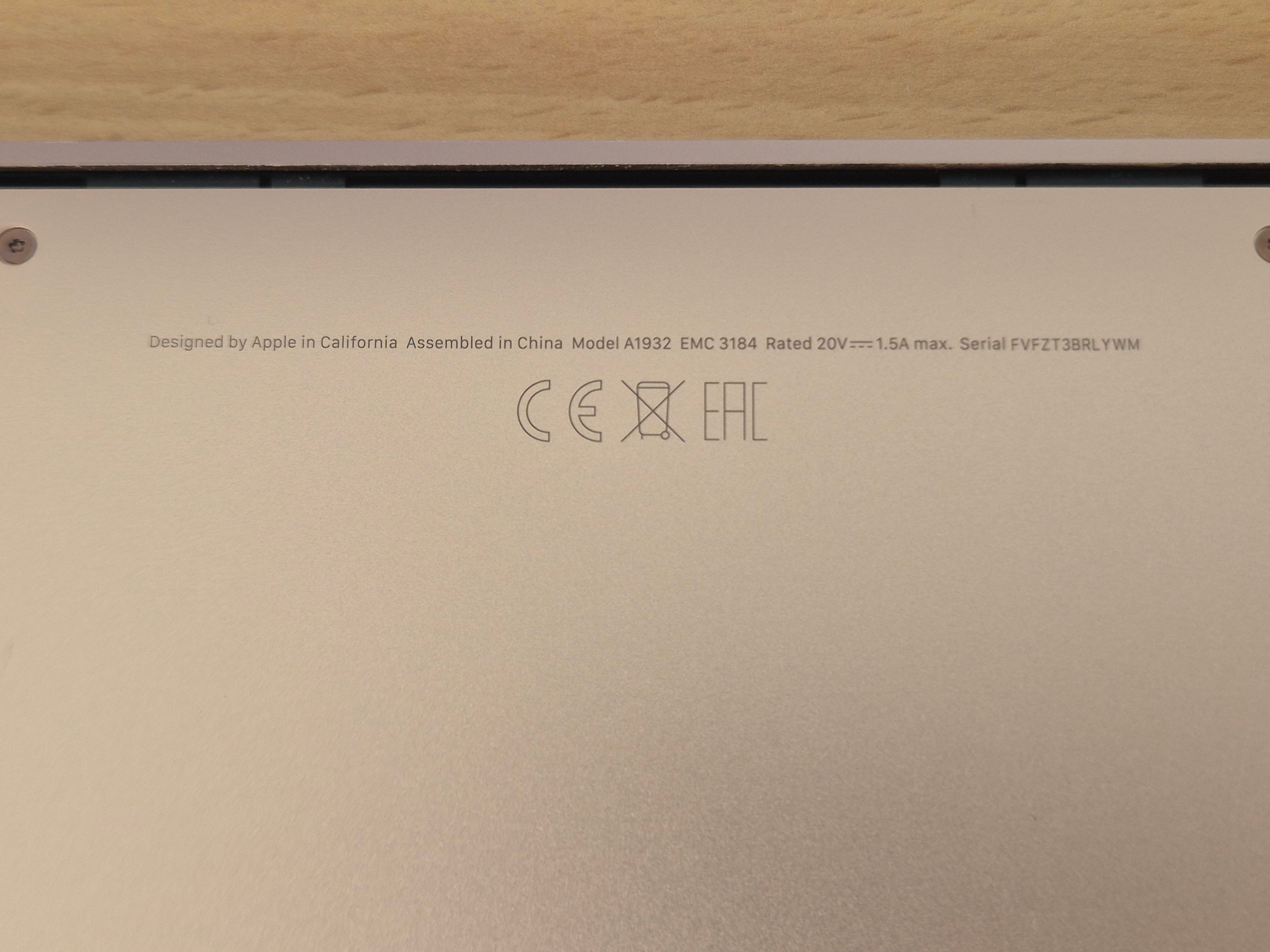 Apple MacBook Air A1932 13 256GB Rose Gold, Sehr Gut, Eng/Rus Tastatur