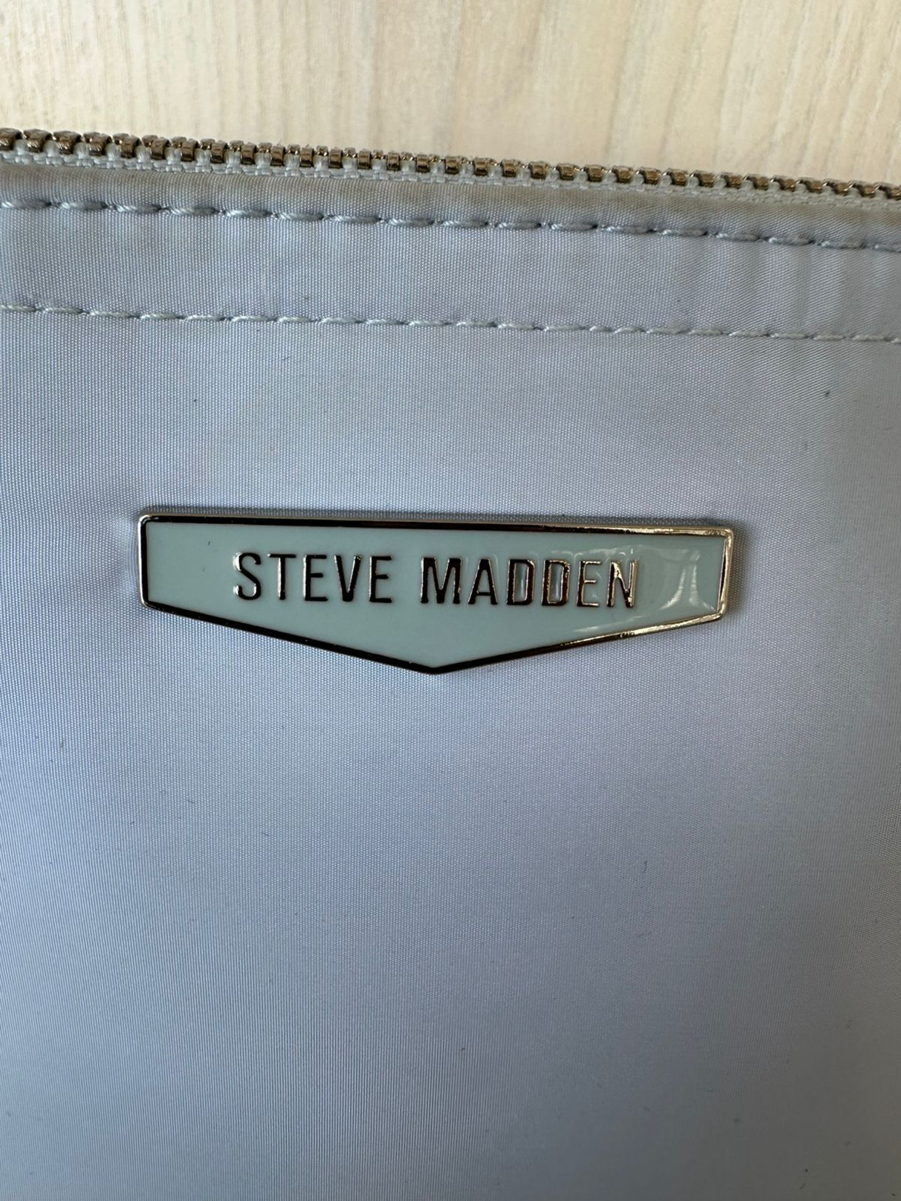 Steve Madden Bmagieny Crossbody Bag Nylon Blau One Size Zustand Mangelhaft