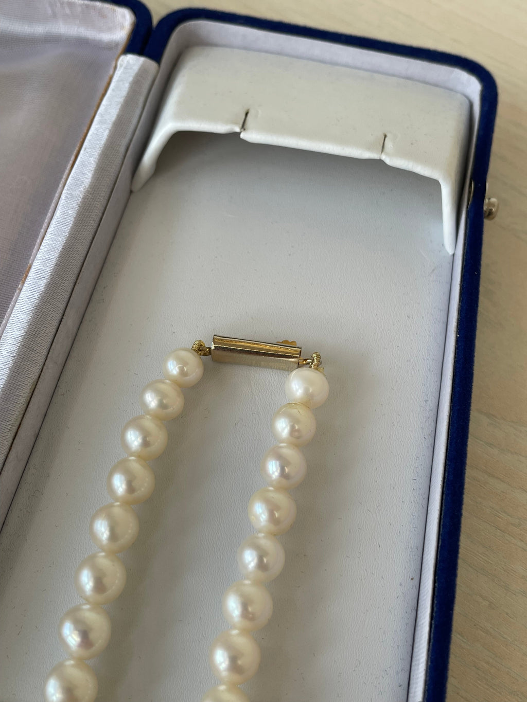Krishna Pearls Necklace Akoya, Like New, 47cm, White Cultured Pearls