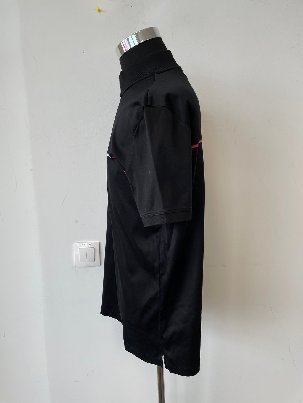 HUGO by Hugo Boss Quarter-Zip Polo, Black/Red Trim, Size M, Very Good