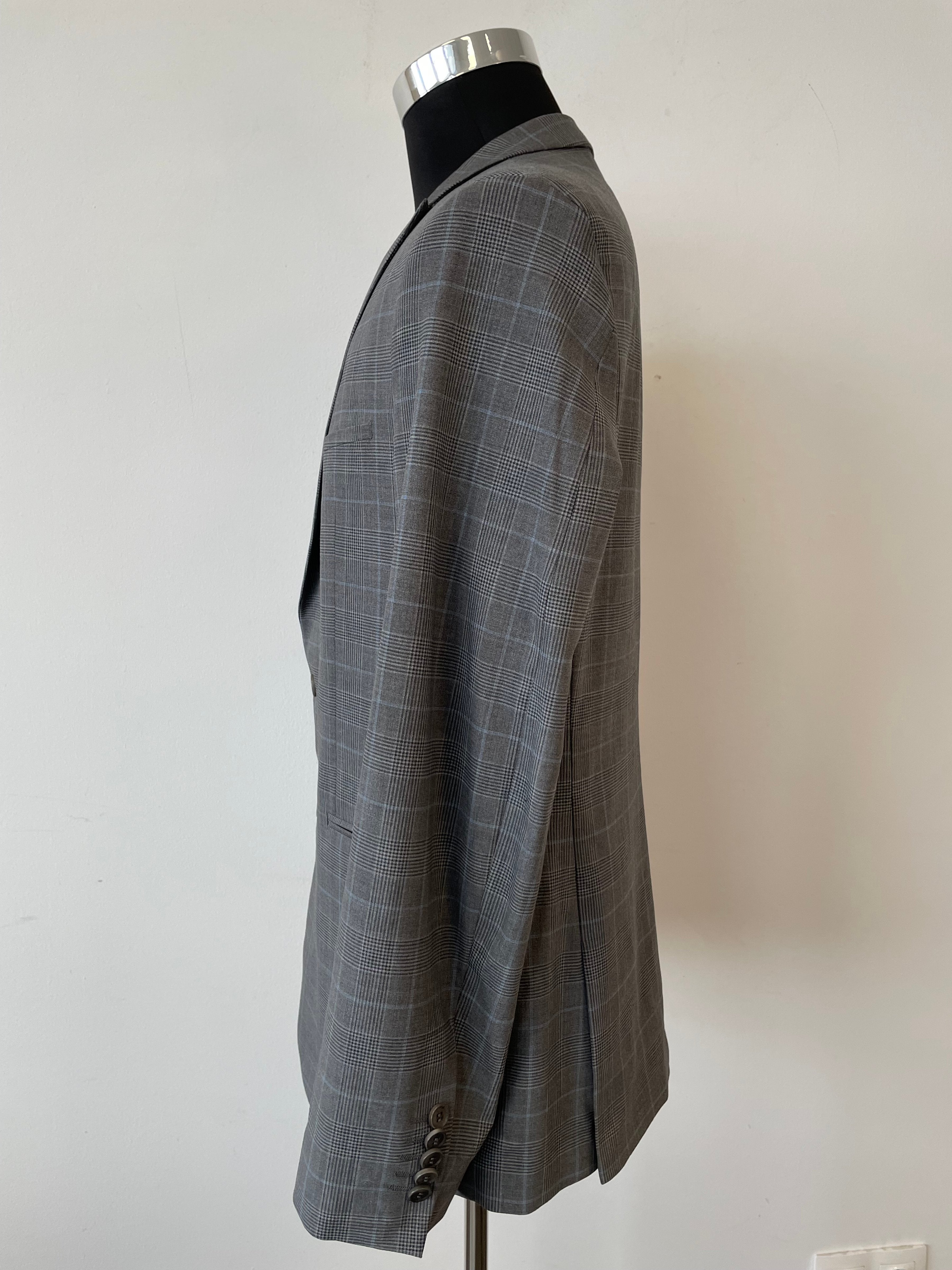 DRYKORN Dynamic Tailoring Anzug Grau Kariert 40L/33 Sehr Gut
