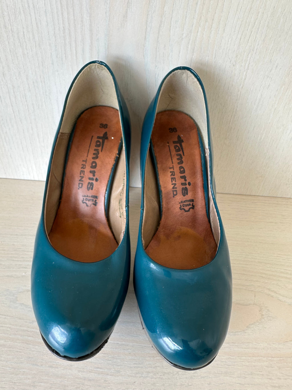 Tamaris Trend Pumps, Teal, Size 36 EU, Poor Condition