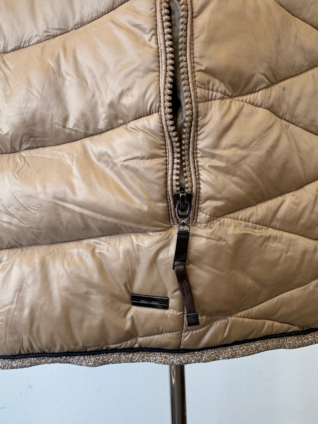Gerry Weber Puffer Weste Champagne EU 44 Sehr Gut