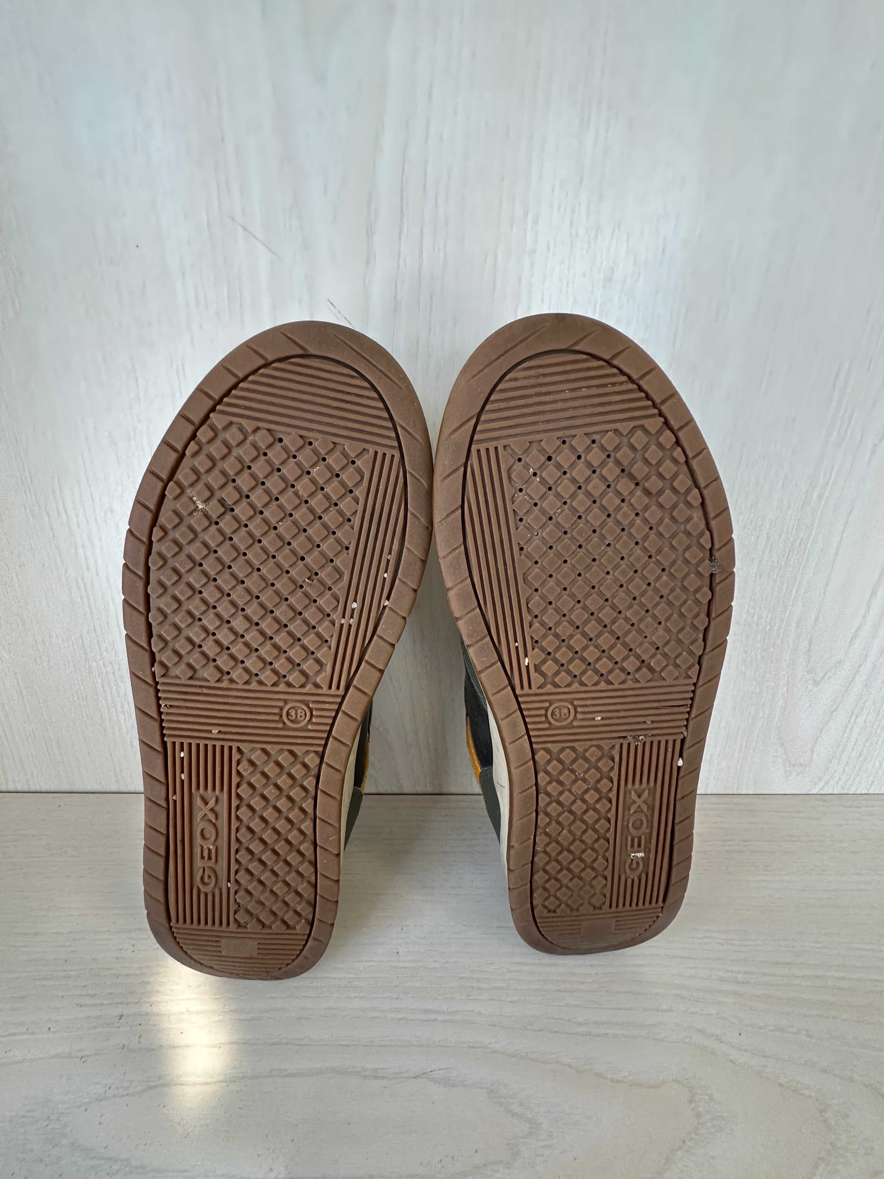 Geox WEEMBLE BOY sneakers EU 38 khaki/orange – poor condition