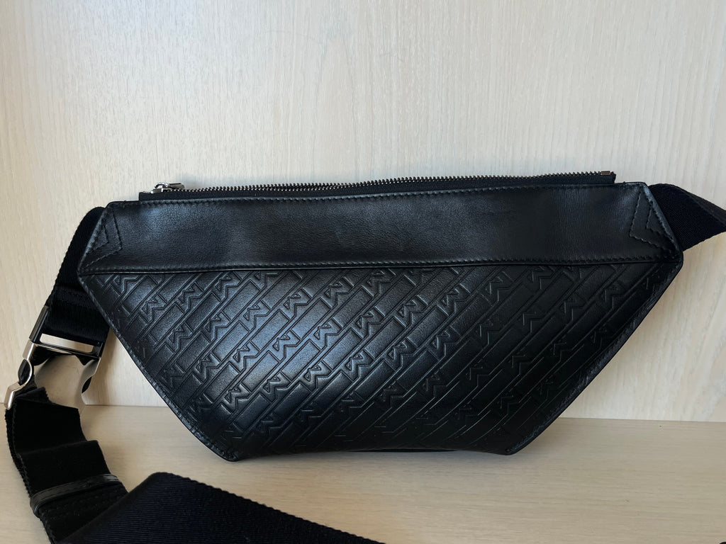 Montblanc M_Gram 4810 Leather Body Bag Medium 30x18cm – Normal Use