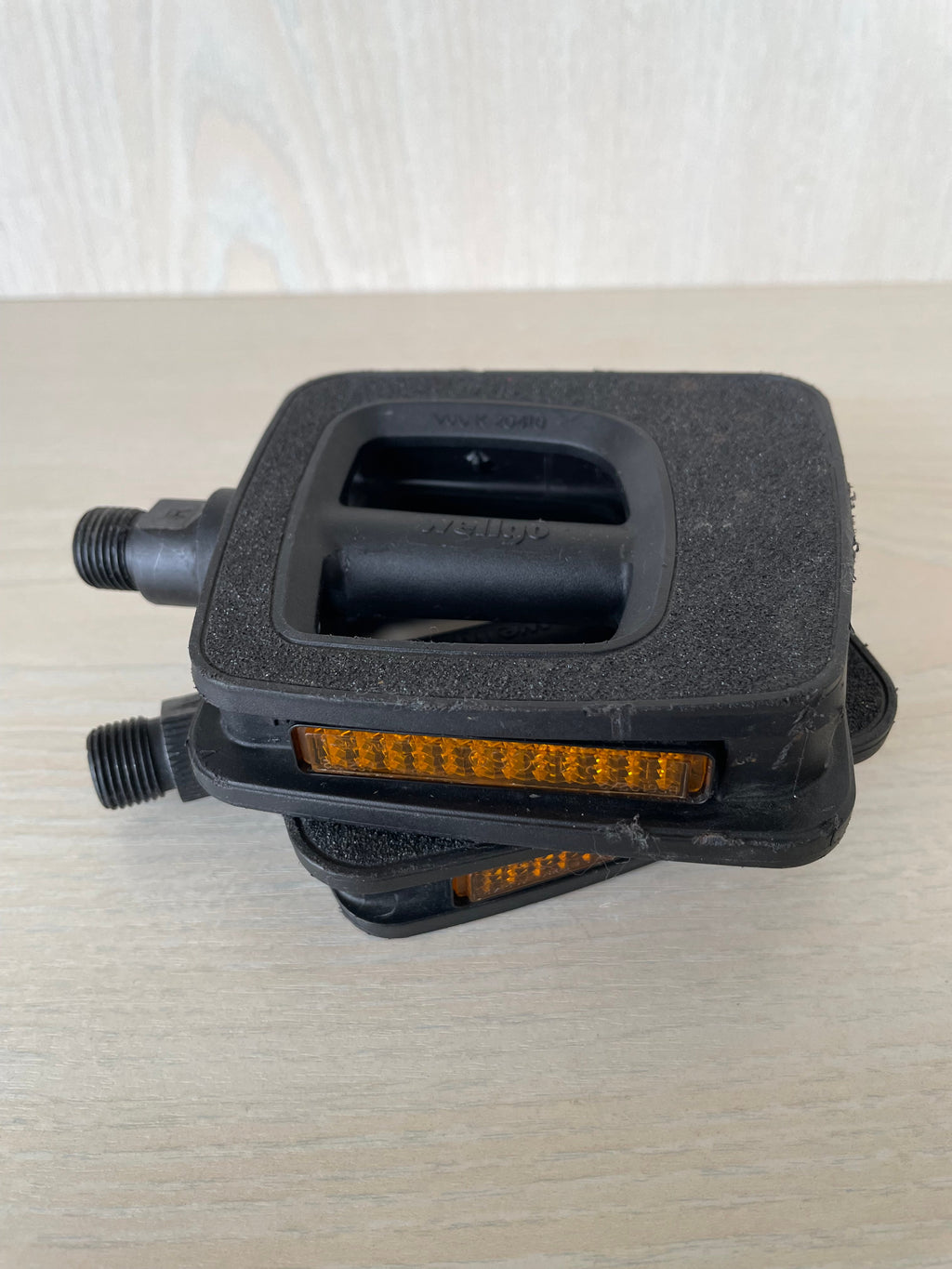 Wellgo Bike Pedals K20410, Good Condition, Non-Slip, Reflectors