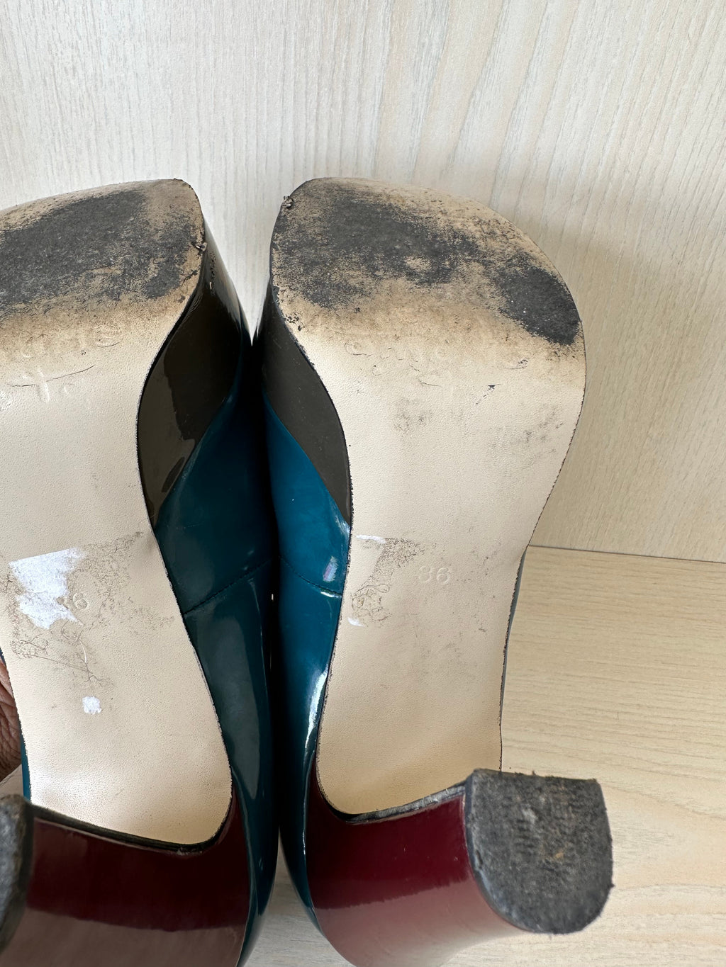 Tamaris Trend Pumps, Teal, Size 36 EU, Poor Condition