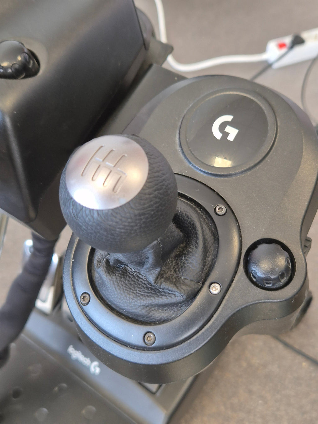 Logitech G29 Rennlenkrad, Schwarz, Sehr Guter Zustand, mit Shifter und Halterung