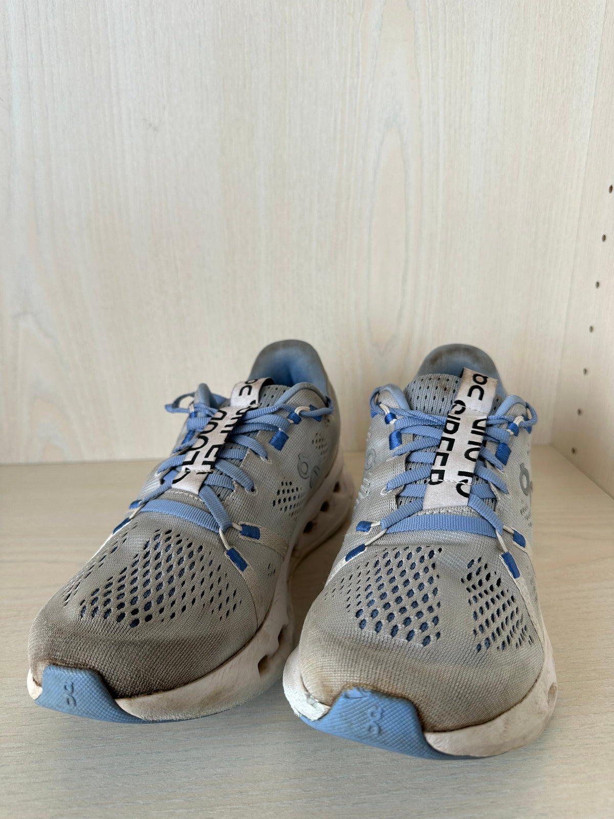 On Running Cloudsurfer EU 38.5 Heather/White - Normal Use, Stains