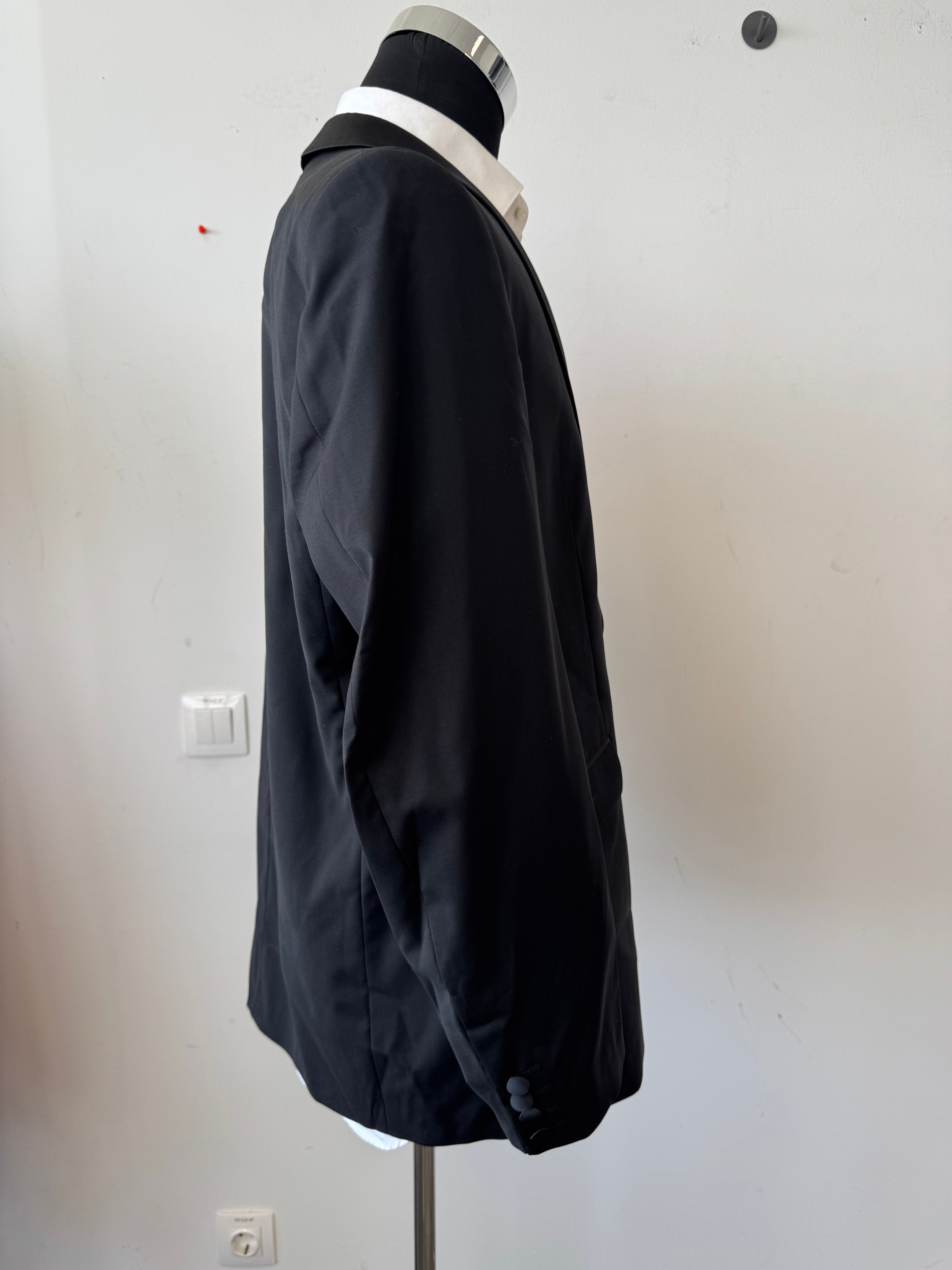 Wilvorst Black Classic Tuxedo Size 52 – Very Good Condition