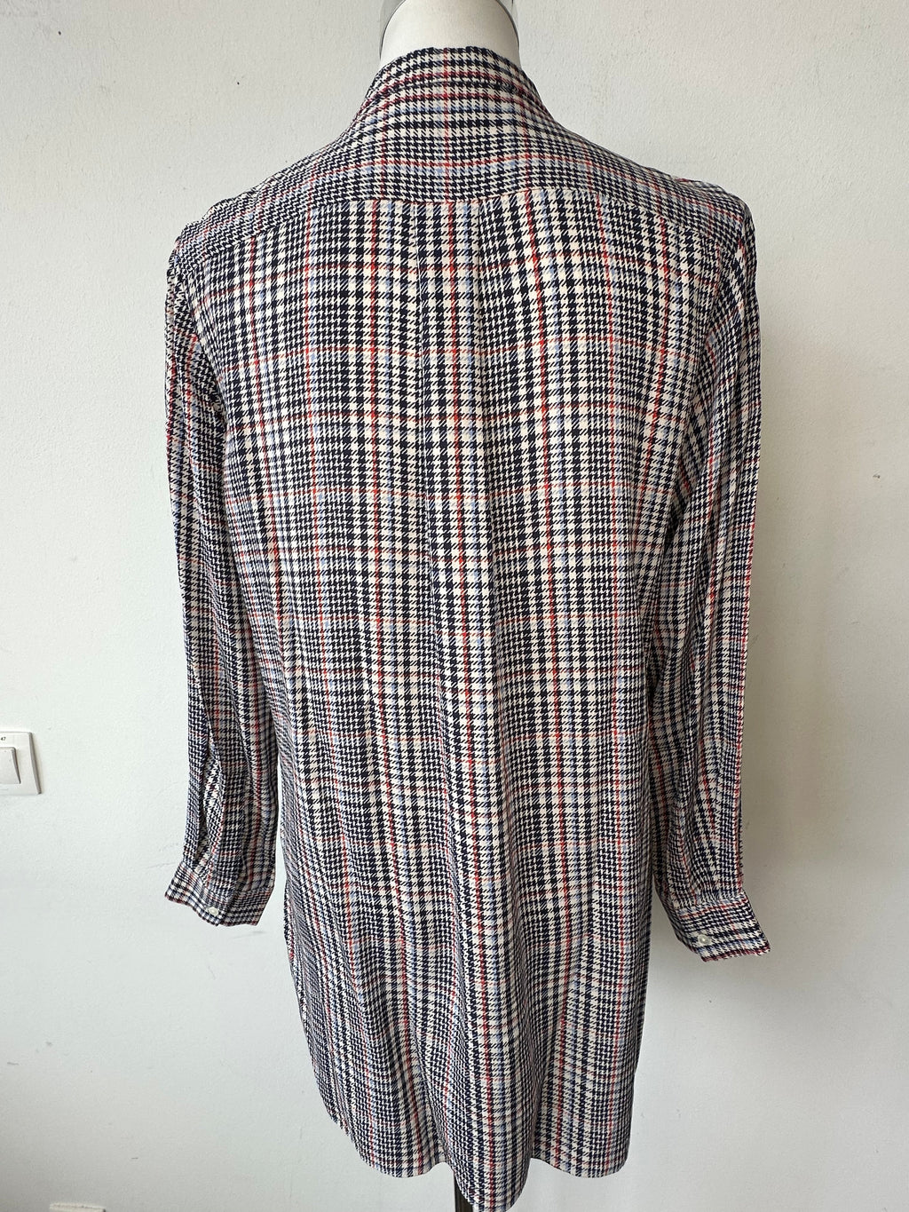 Joseph Lara Blouse, Plaid, Size 38, 100% Silk, Very Good Condition