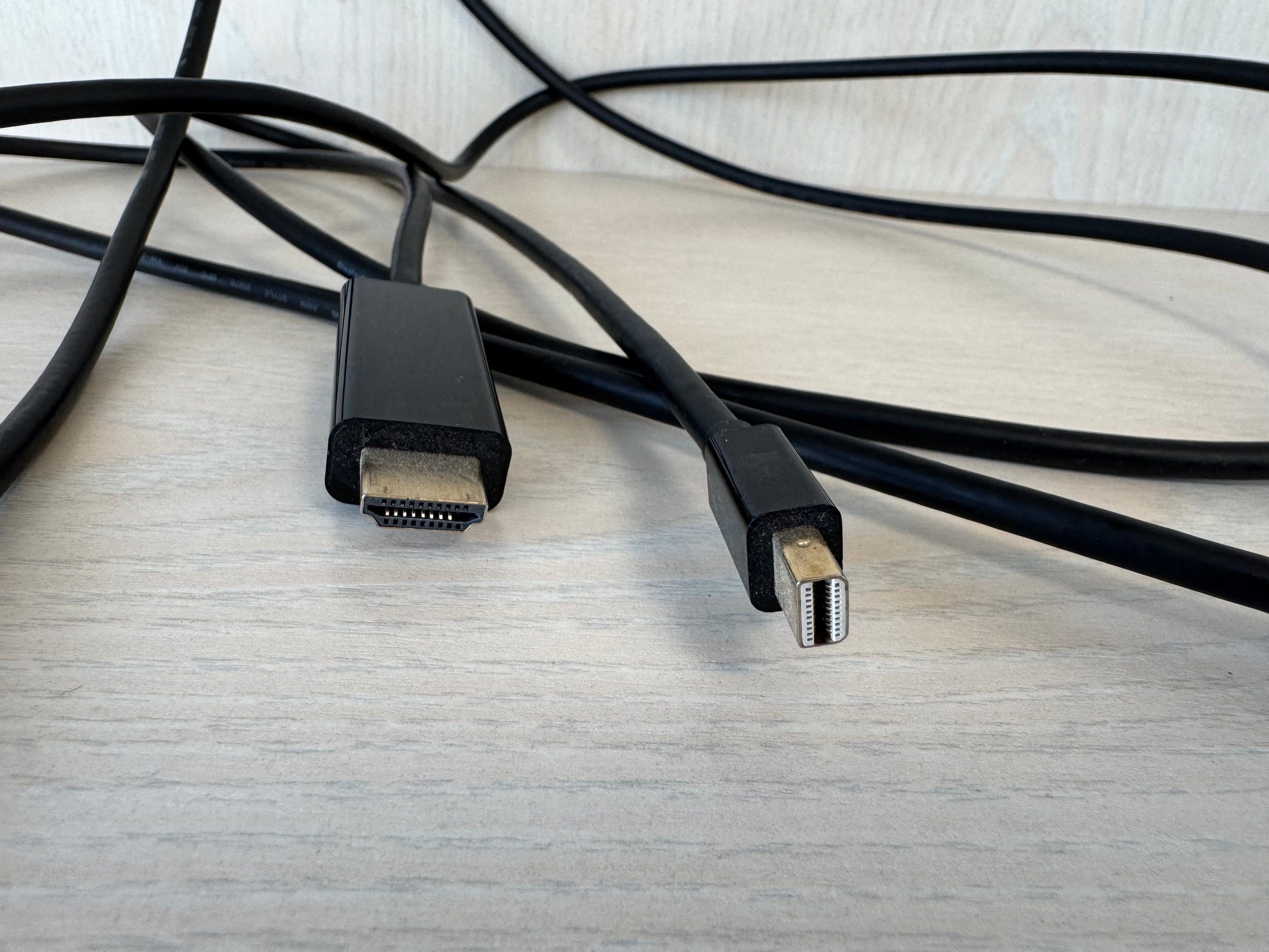Benfei USB-zu-HDMI-Kabel 2m Schwarz Sehr Gut