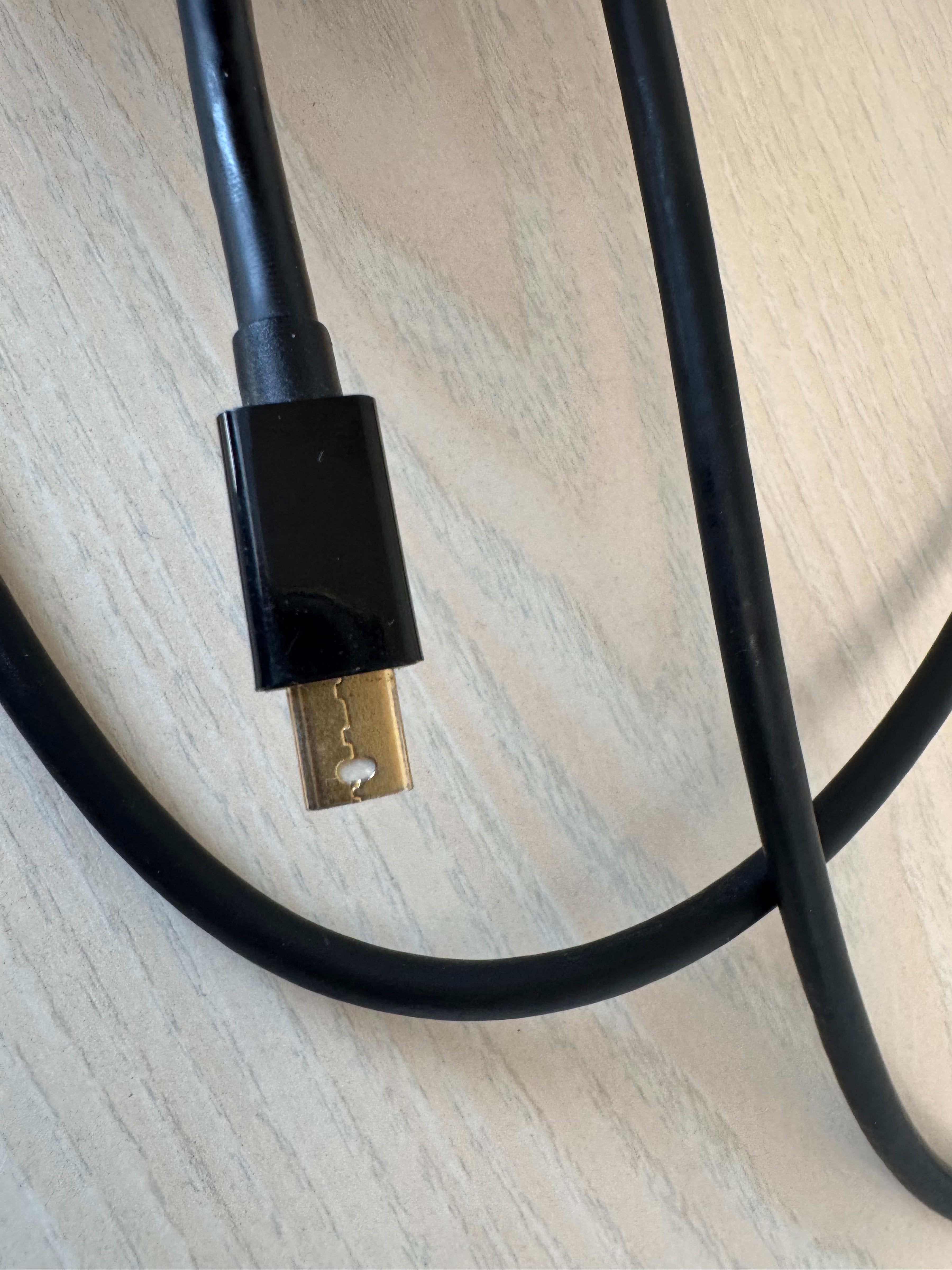 Benfei USB-zu-HDMI-Kabel 2m Schwarz Sehr Gut