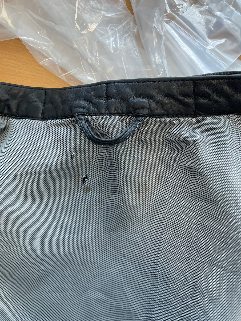 Unbekannte Leder Bikerjacke Schwarz M, Zustand: Stark gebraucht