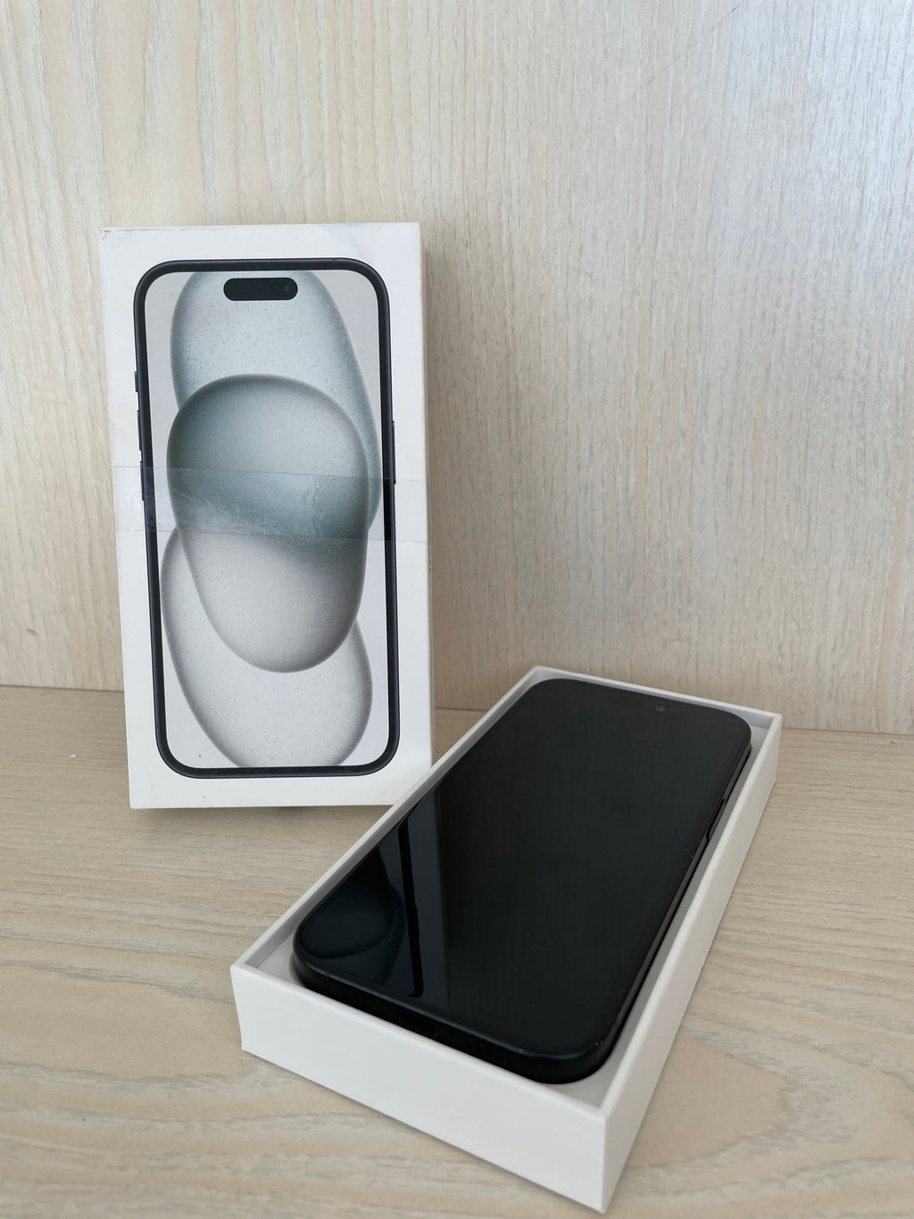 Apple iPhone 15 256GB Black, Good Condition, 87% Battery
