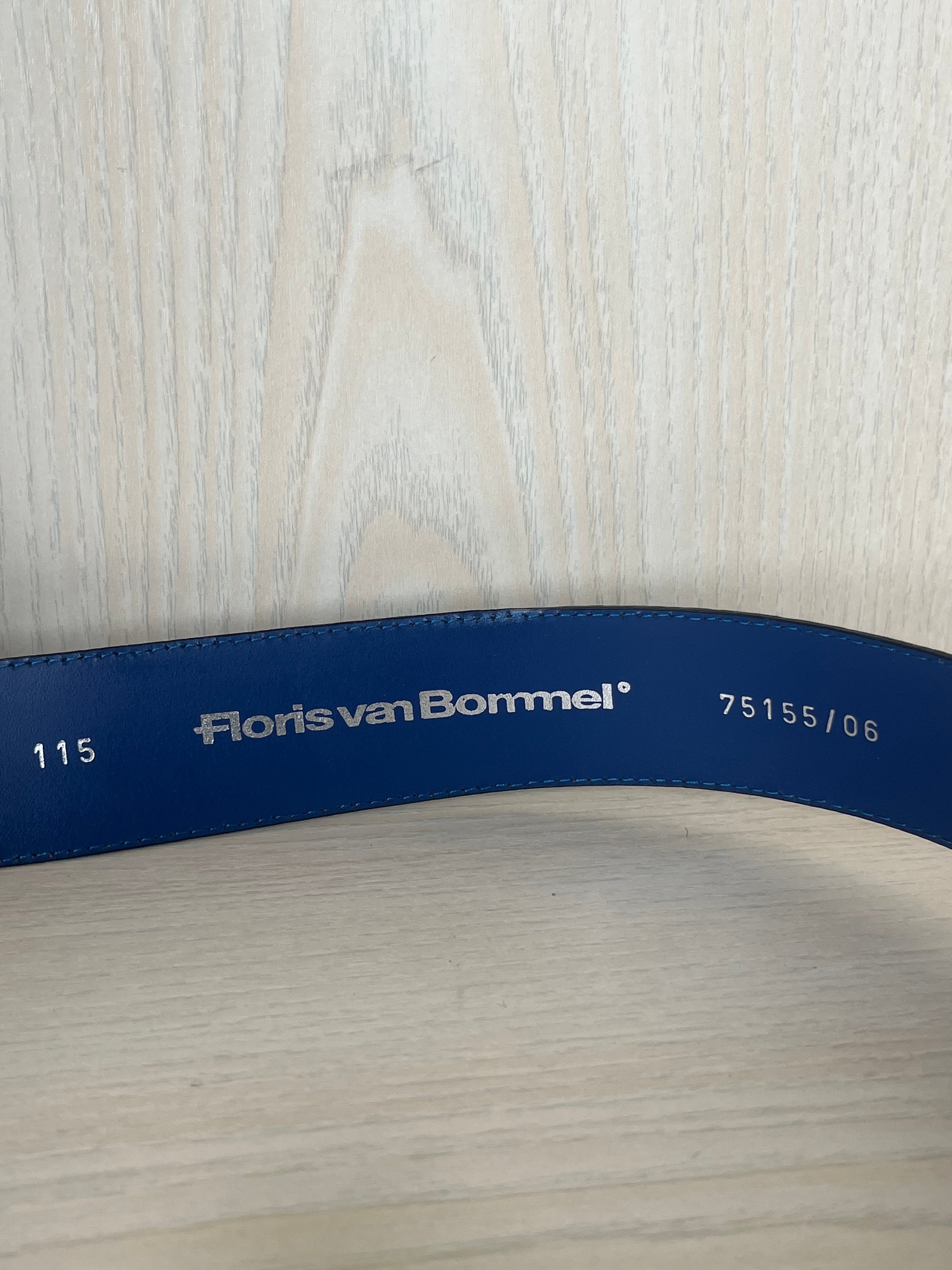 Floris van Bommel Gürtel 75155, Blau, Schlangenleder, 115 cm, Sehr guter Zustand