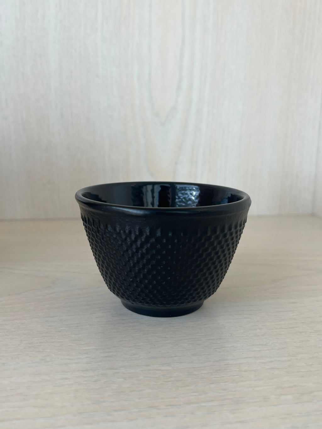 Generic Cast Iron Teapot Japanese Style Black with Strainer & 2 Teacups, Very Good