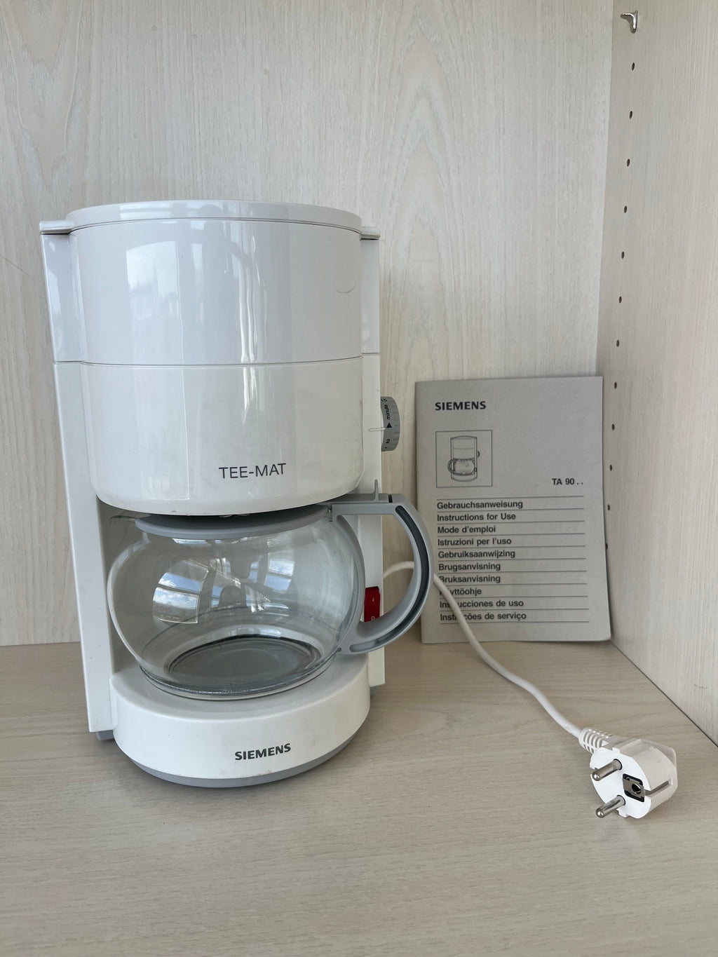 Siemens TA90 Coffee Machine, White, 4 Cups, Normal Use
