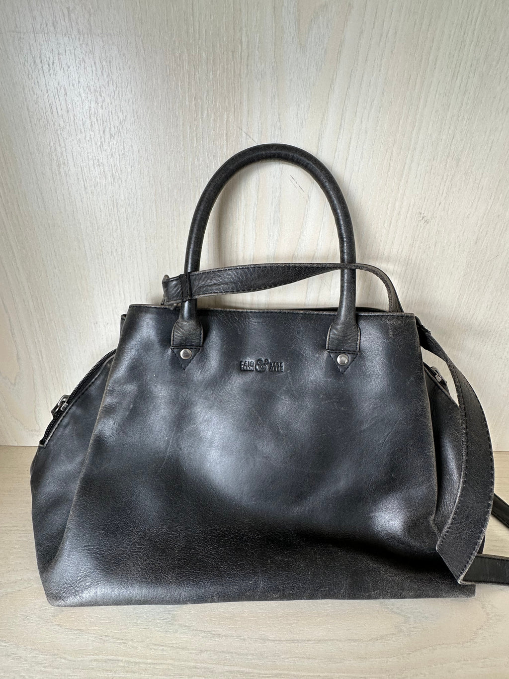Contigo Fairtrade Ledertasche, mittel, normaler Zustand, braun