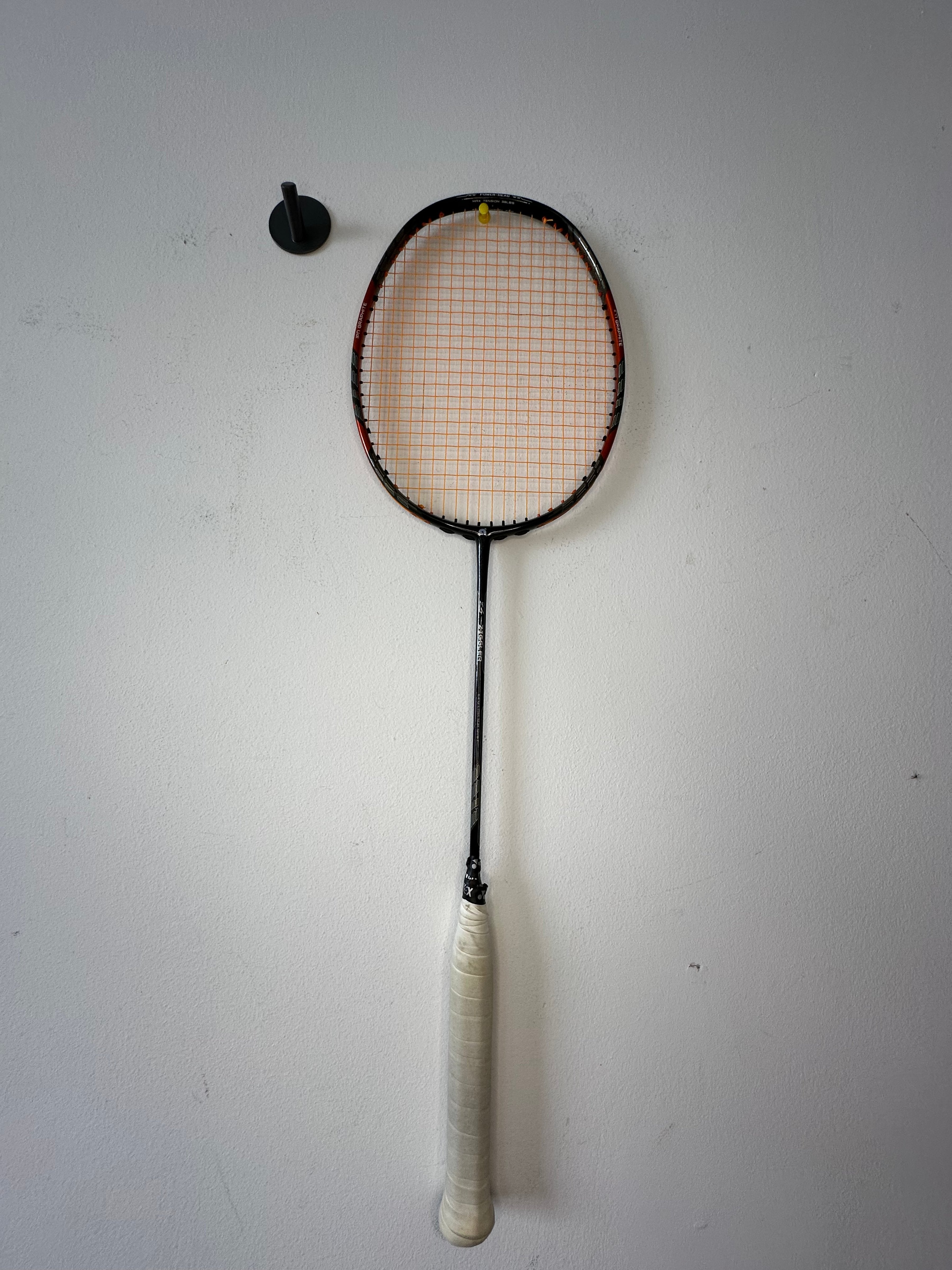 Yonex Z Ziggler Badminton Racket 4U Black/Orange Very Good Condition