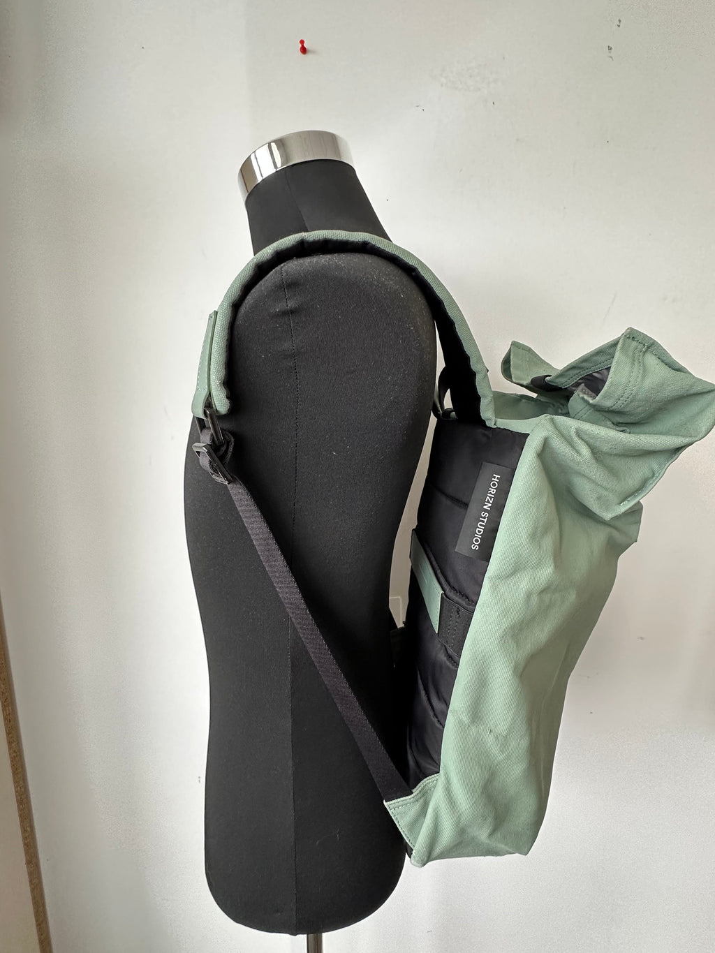 Horizn Studios SoFo Rolltop Rucksack 29L, Canvas, Kratzer, Gut