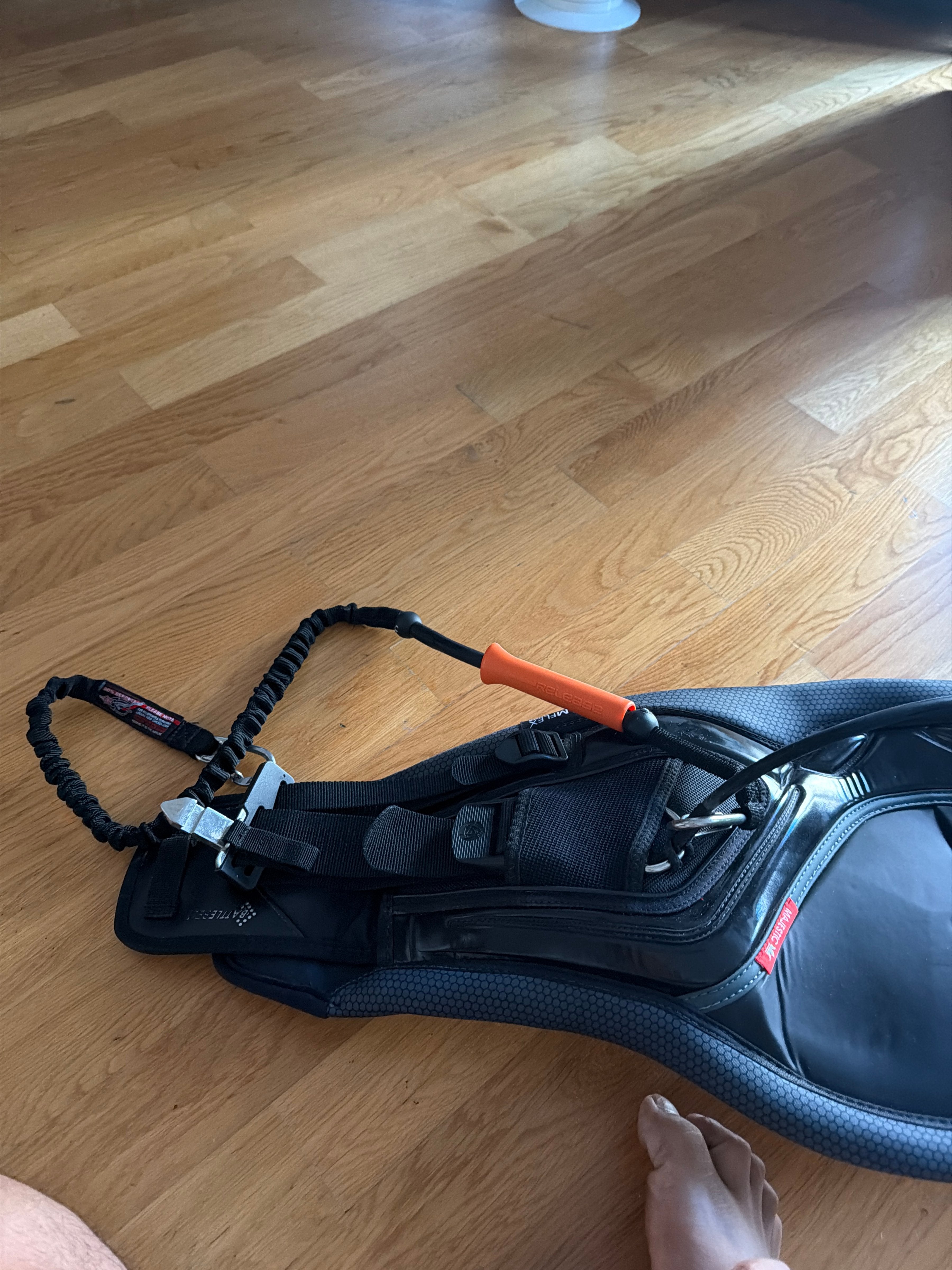 Mystic Kitesurfing Trapez Warrior, Schwarz, Medium, Sehr Gut