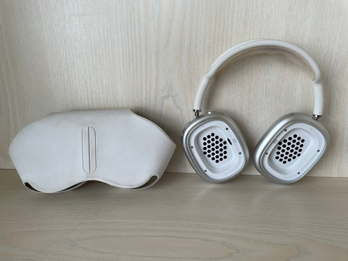 Apple AirPods Max A2096 Silber, Gebraucht, Ohne Ohrpolster, Mit Case