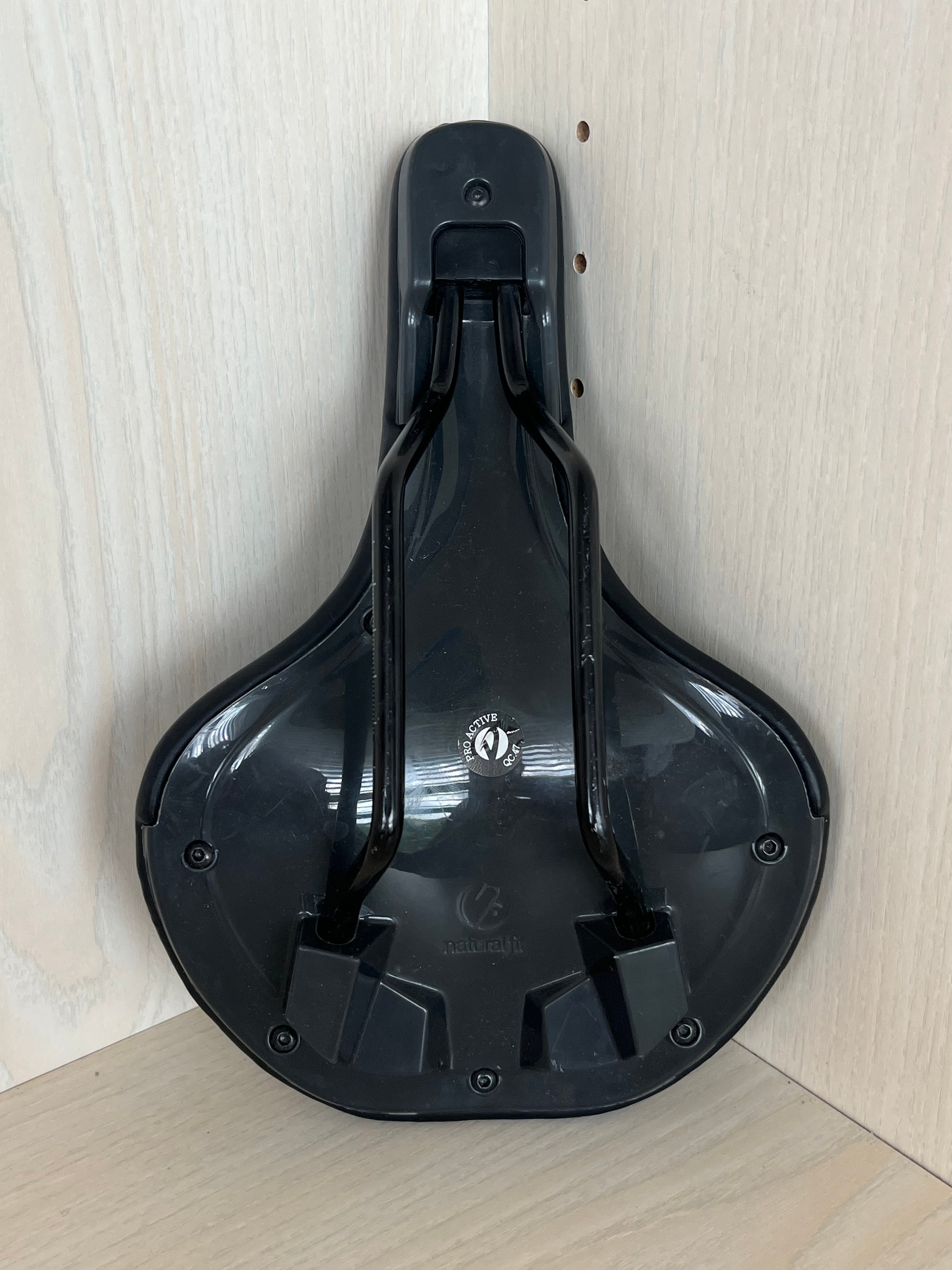 Ergon ST Core Evo comfort saddle – good condition