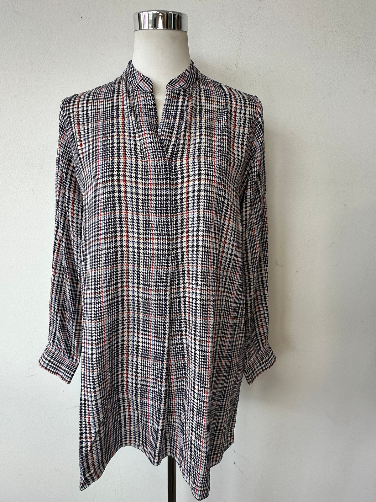 Joseph Lara Blouse, Plaid, Size 38, 100% Silk, Very Good Condition
