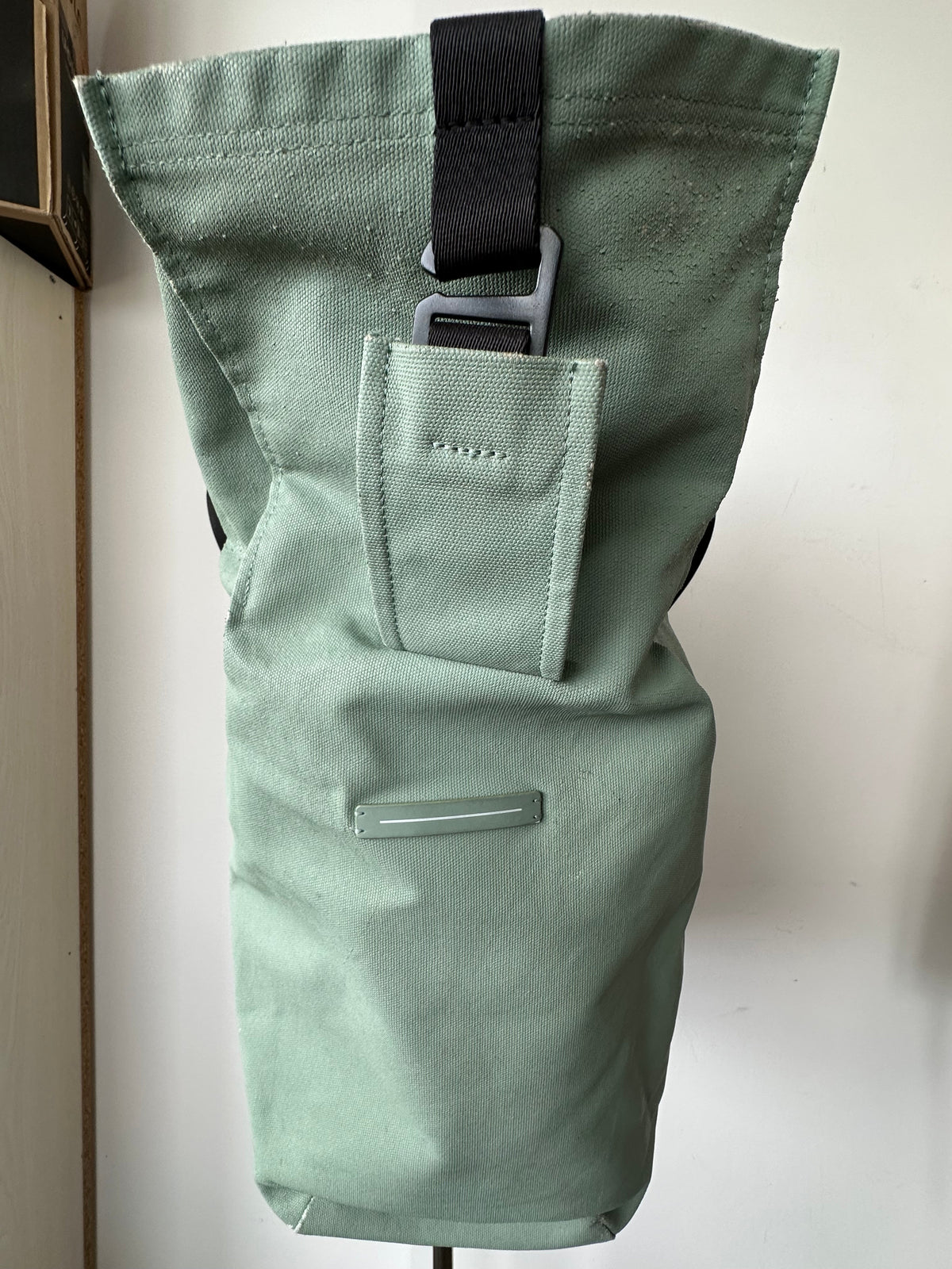 Horizn Studios SoFo Rolltop Rucksack 29L, Canvas, Kratzer, Gut