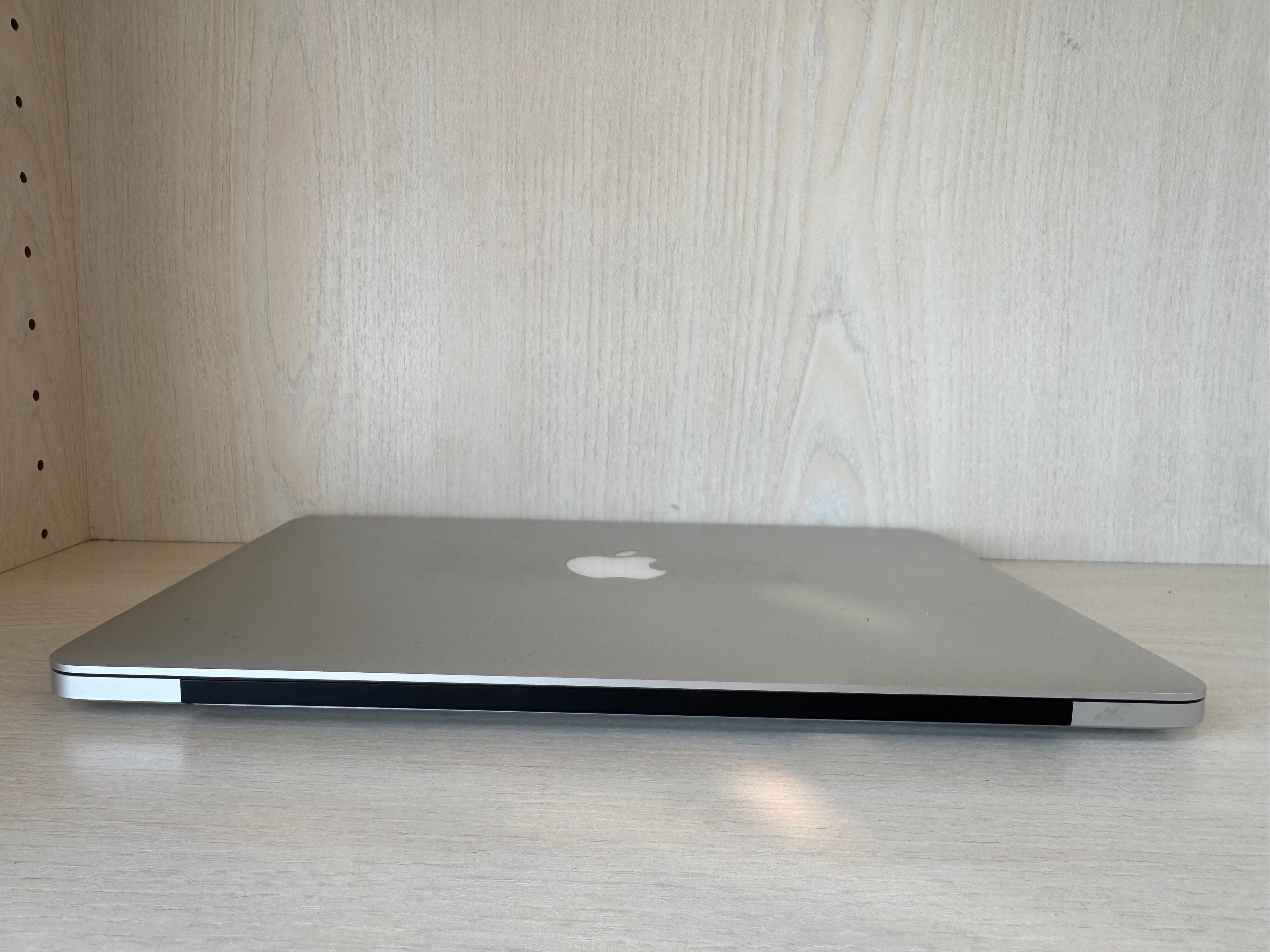 Apple MacBook Pro Retina 13 Silber 256GB 8GB i5 Guter Zustand