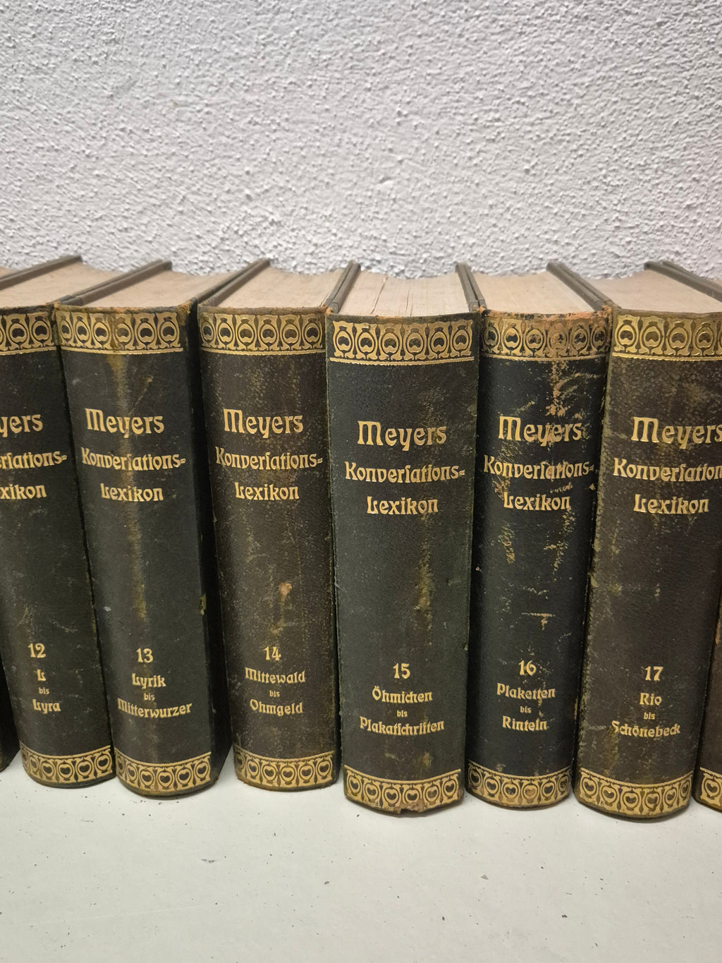 Meyers Großes Konversations-Lexikon, 23 Vols, Hardcover, Satisfactory Condition
