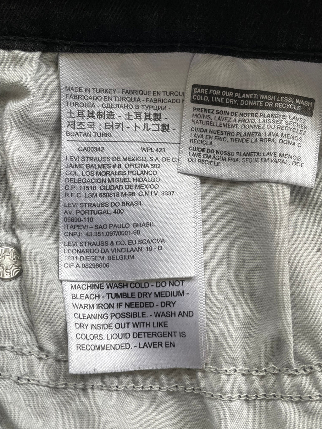 Levi’s Stretch Jeans Schwarz, 5-Pocket, 97% Baumwolle, Guter Zustand