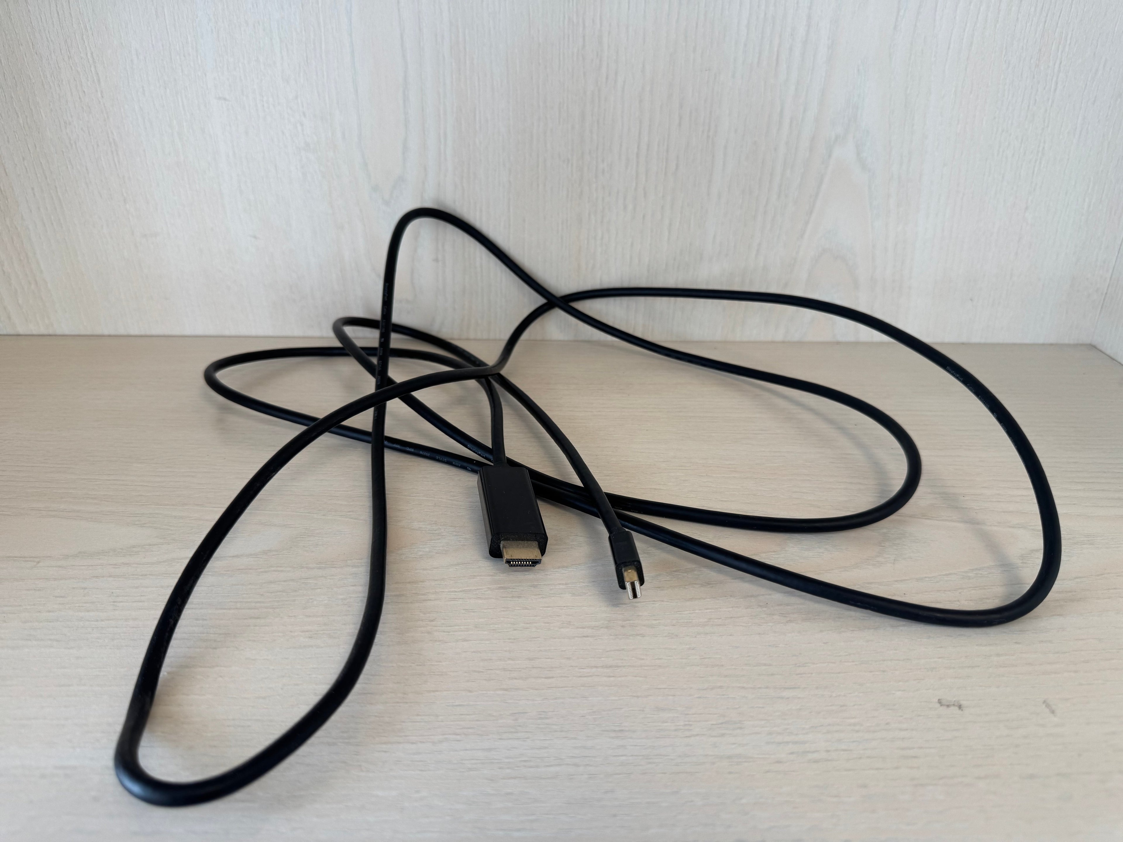 Benfei USB-zu-HDMI-Kabel 2m Schwarz Sehr Gut