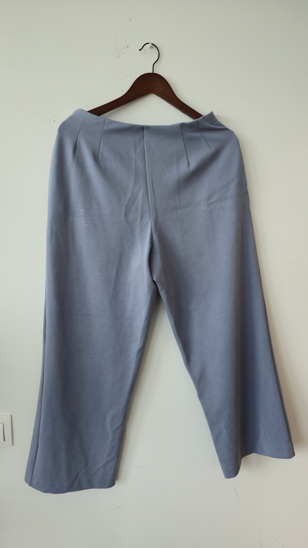 Uniqlo Damen Sateen Ankle Hose L – hellblau, guter Zustand