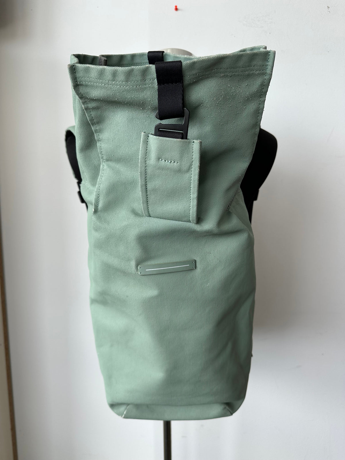 Horizn Studios SoFo Rolltop Rucksack 29L, Canvas, Kratzer, Gut