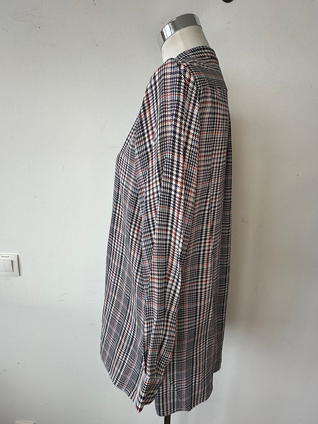 Joseph Lara Blouse, Plaid, Size 38, 100% Silk, Very Good Condition